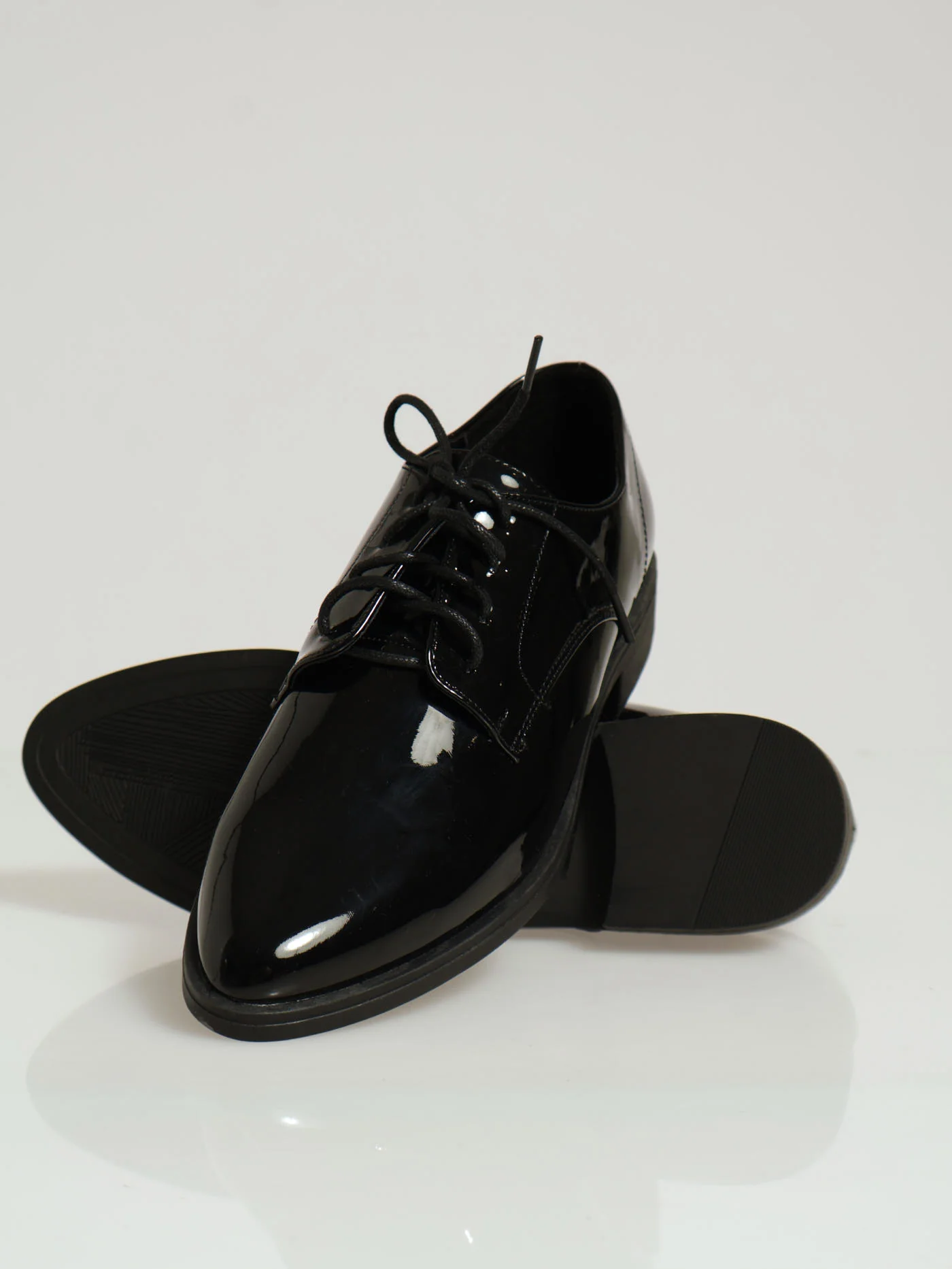 Classic Pointed Patent Lace Up - Black