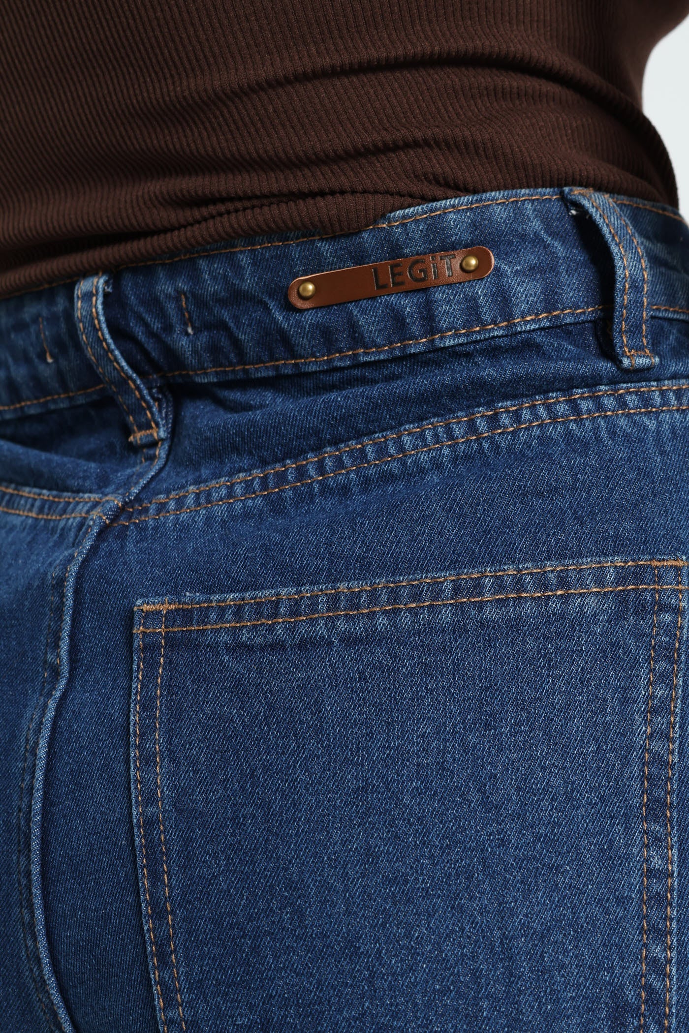 Classic Wideleg Jean - Med Wash - Image 4