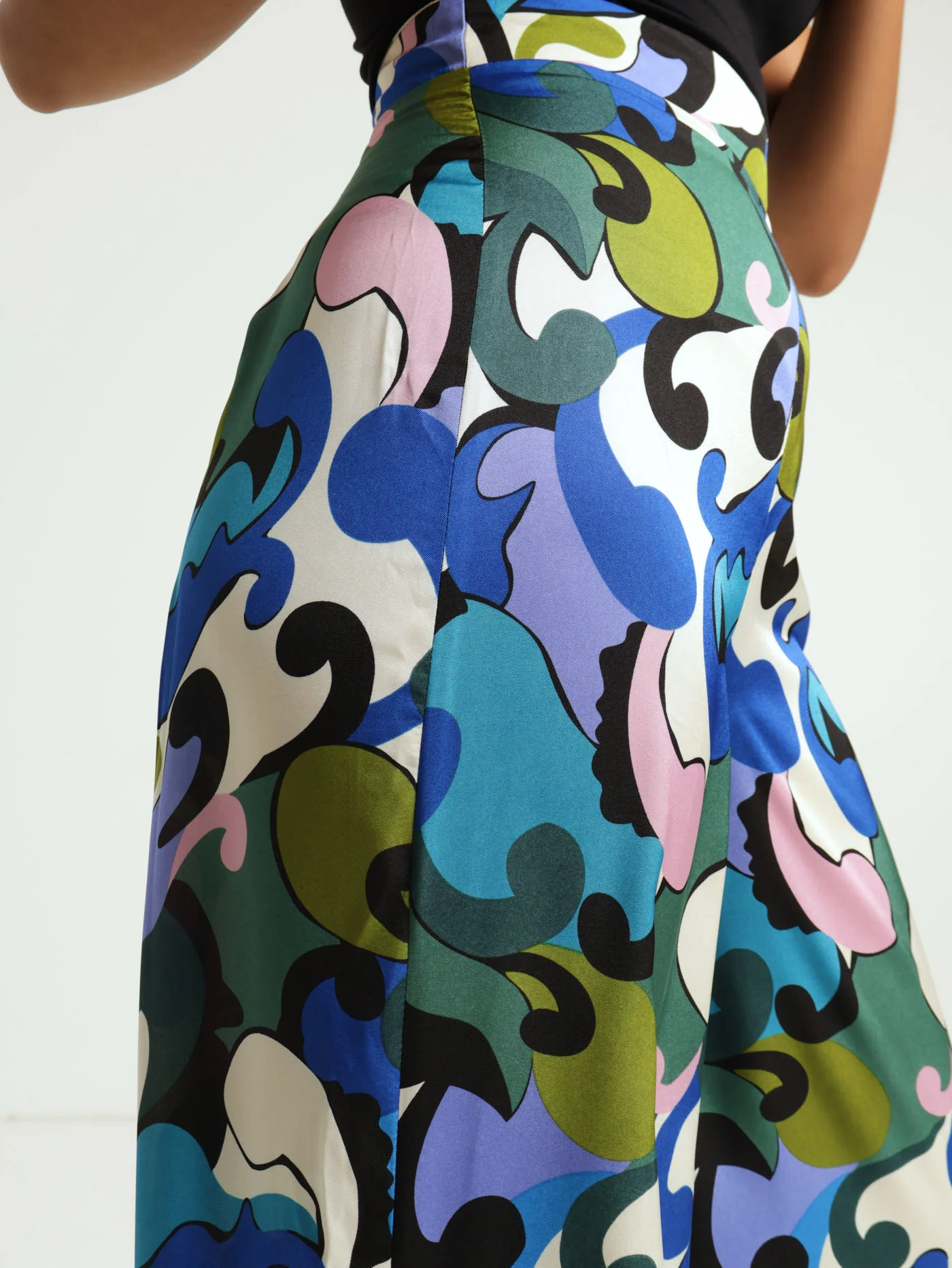 Colourful Swirl Satin Wideleg Pants - Image 4