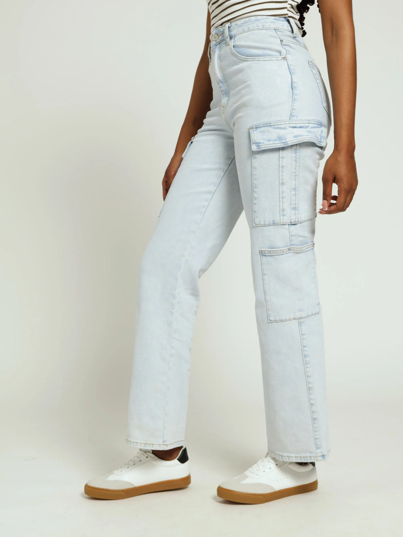 Comfort Stretch 90'S Cargo Jean - Bleach - Image 2