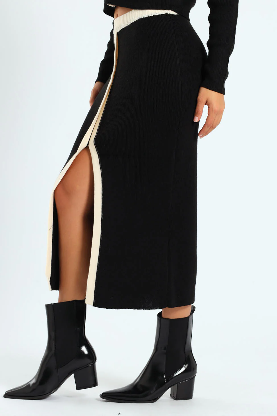 Contrast Knitwear Midi Skirt - Black/Cream - Image 4