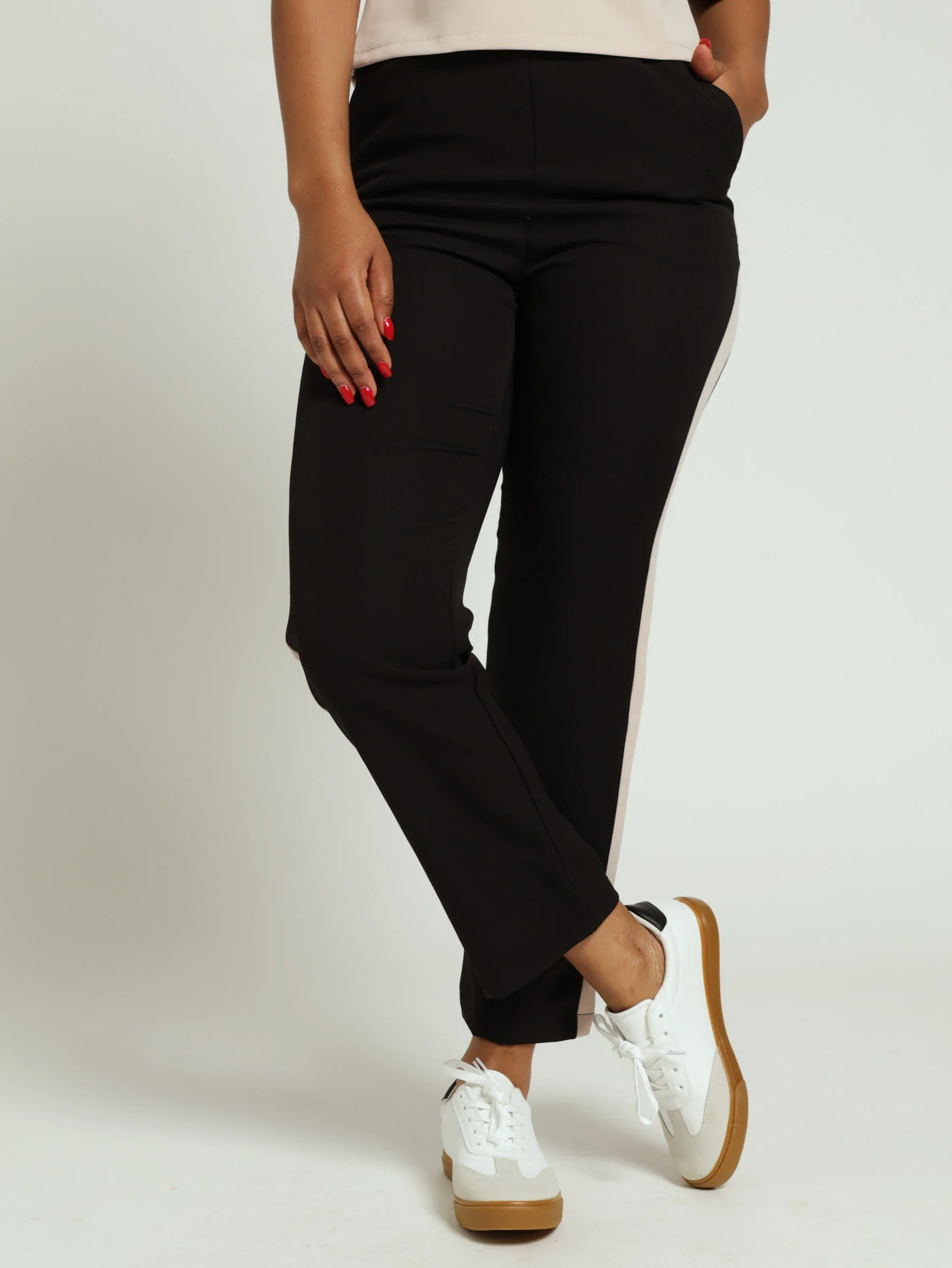 Contrast Side Stripe Barbie Slim Leg Pants - Black/Beige - Image 2