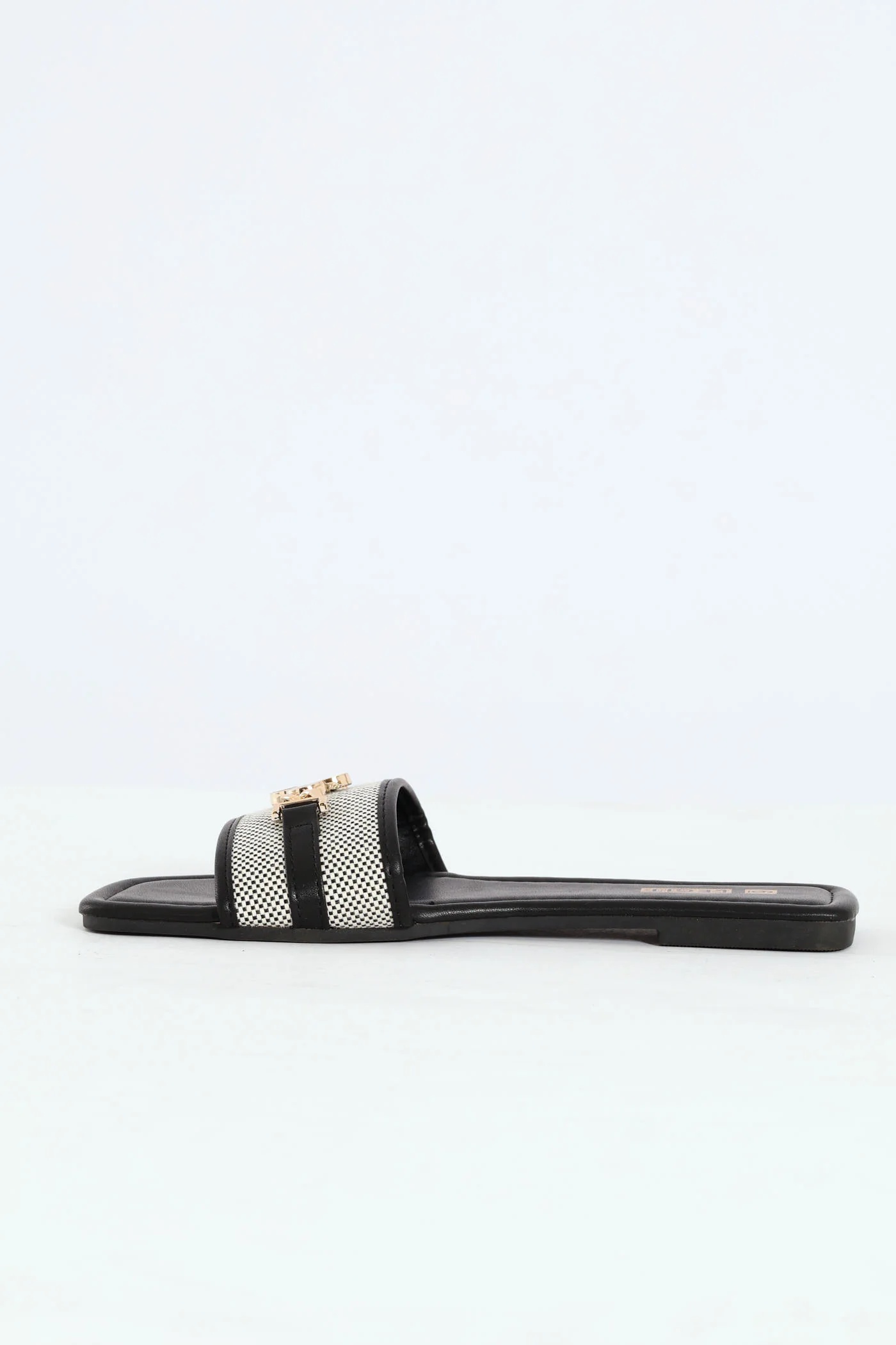 Contrast Weave One-Strap Mule Sandal With Monogram Link Detail - Black/White - Image 3
