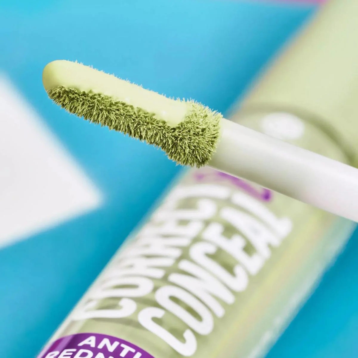 Correct And Conceal Under Eye Brightner - Image 15