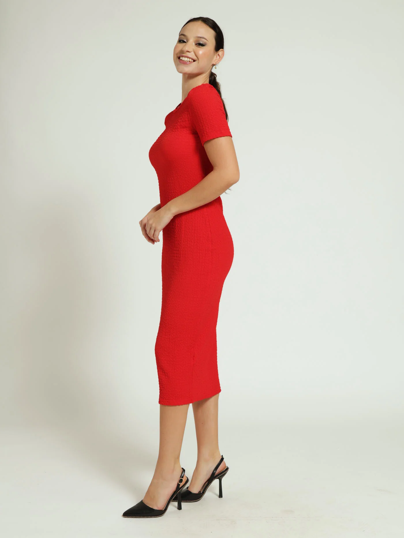 Crinkle Knit Bodycon Midaxi Dress - Red - Image 3