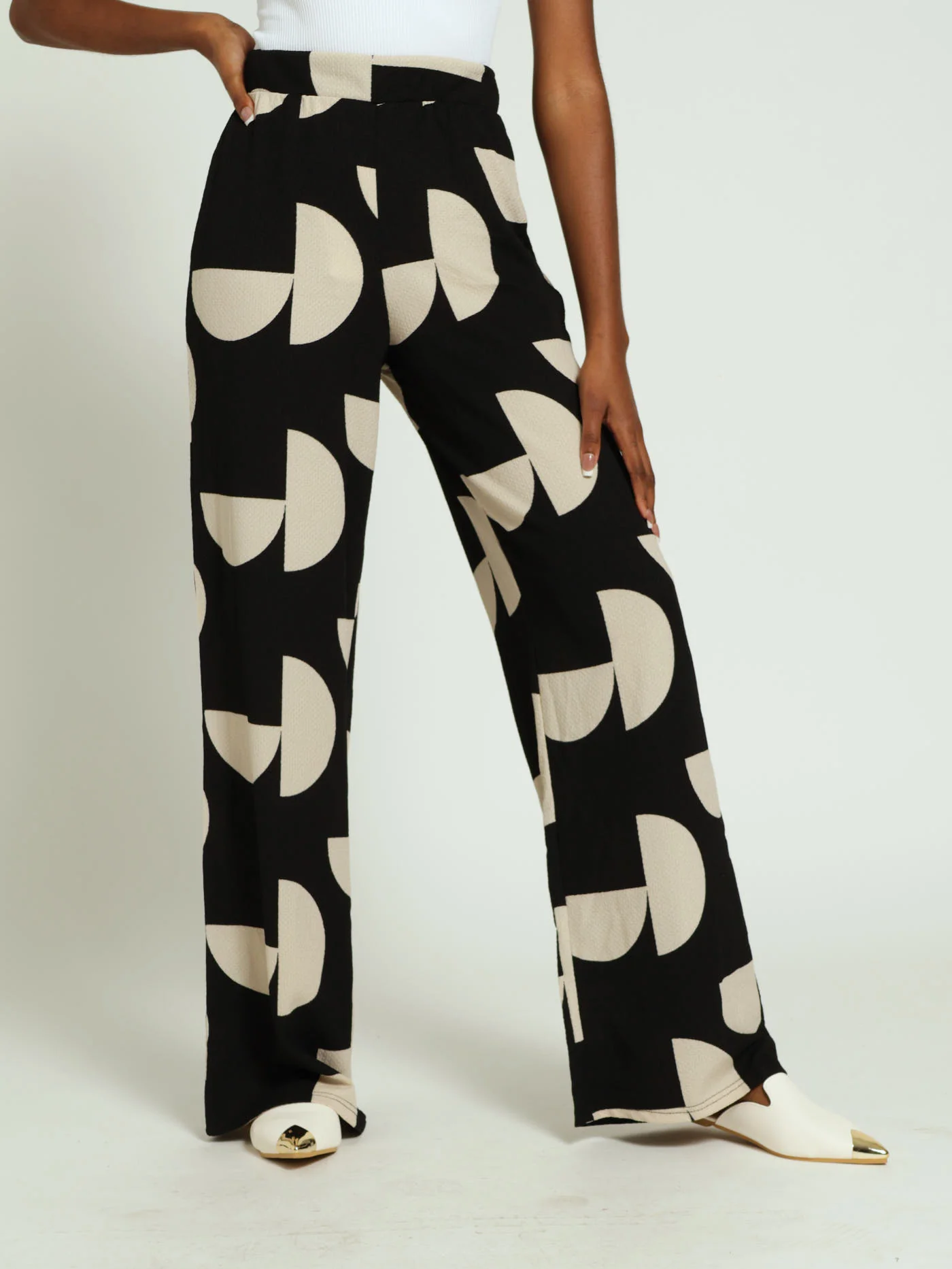 Crinkle Knit Printed Wideleg Pants - Black/White