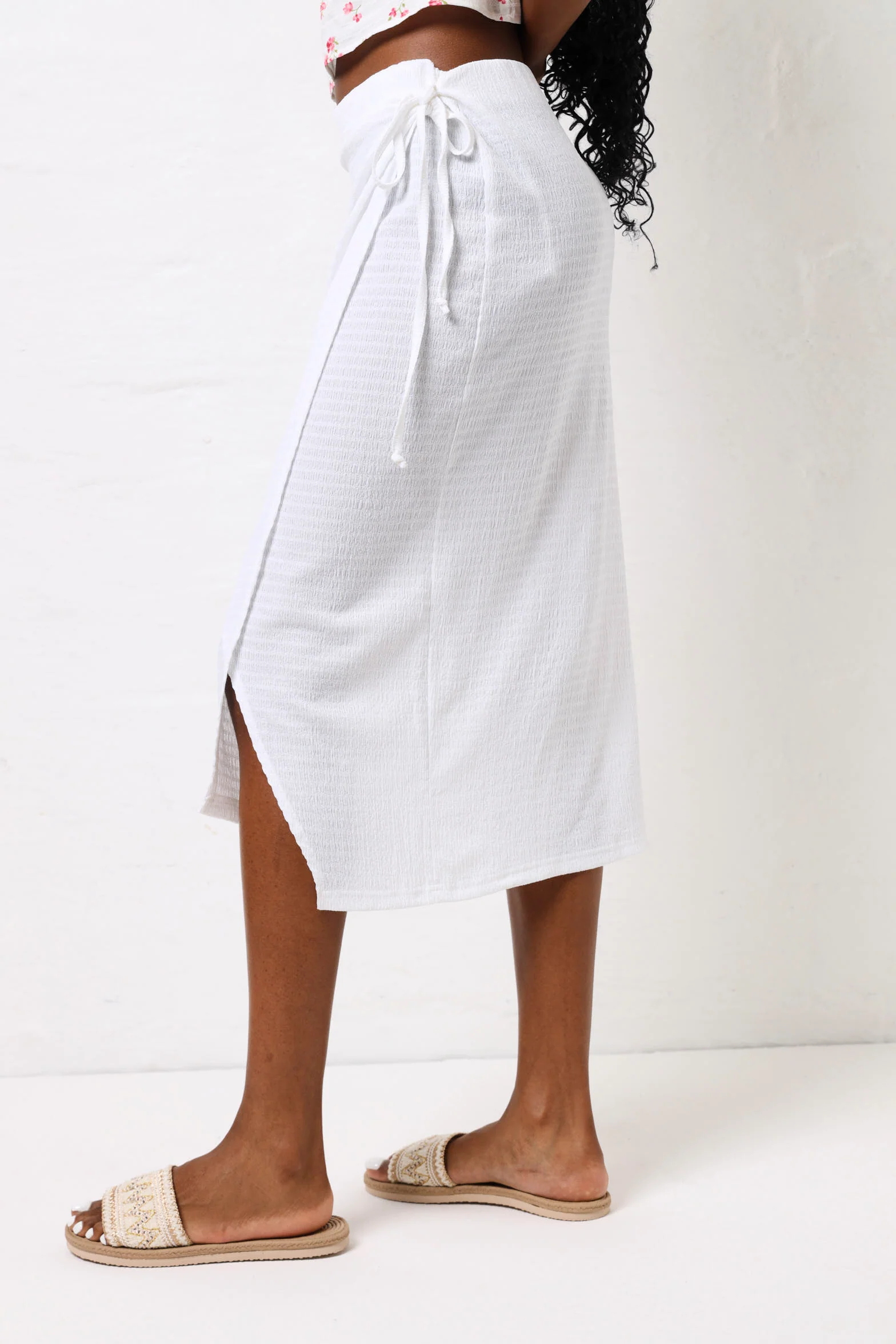 Crinkle Knit Wrap Skirt - White - Image 3