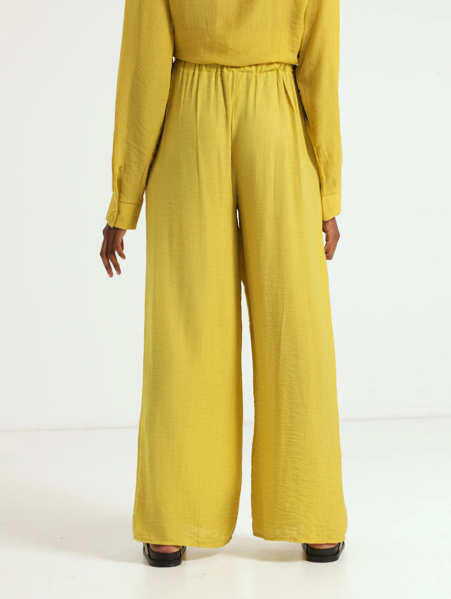 Crinkle Plain Wideleg Pants - Image 3