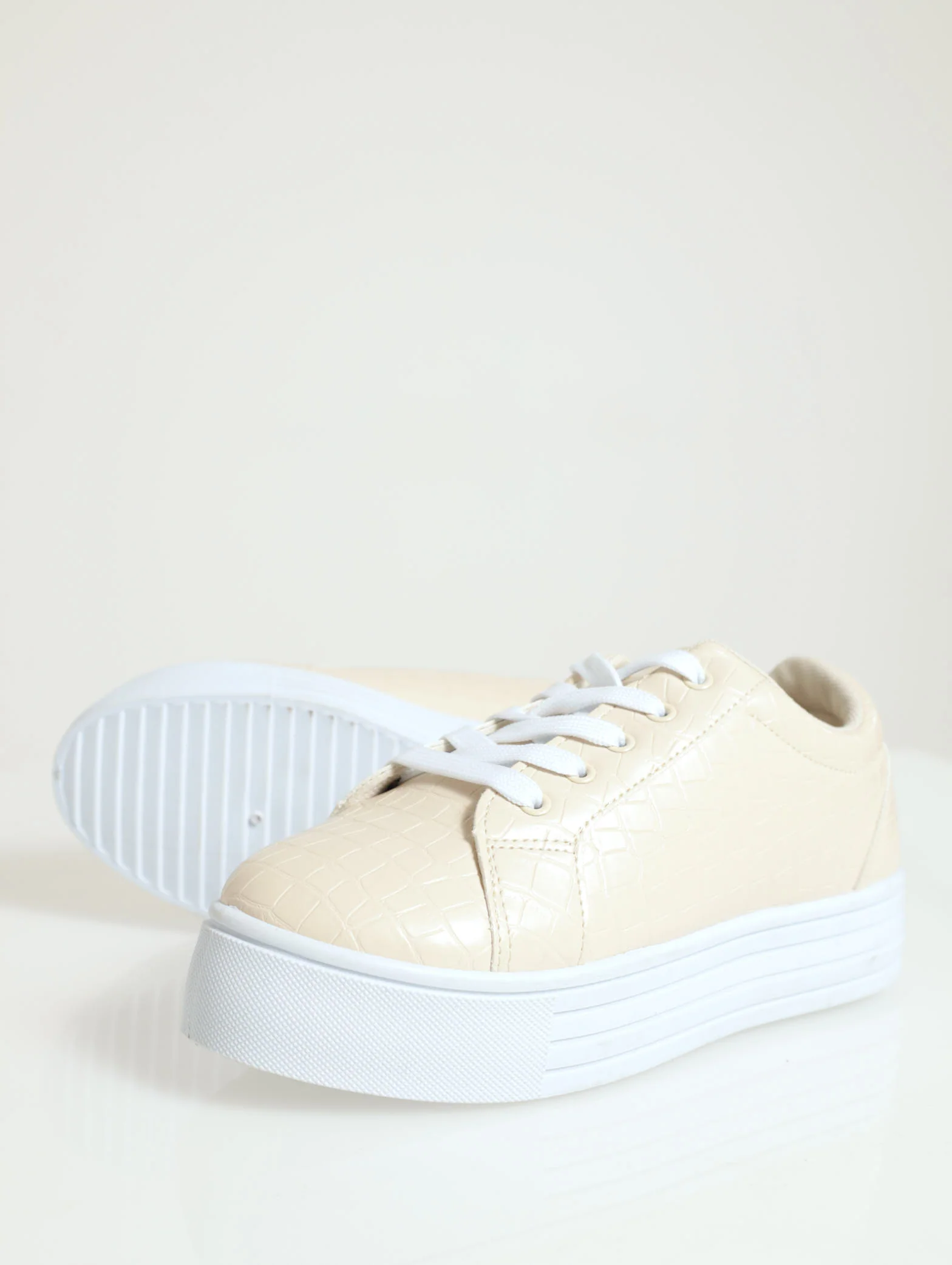 Croc Embossed Sneaker - Image 3