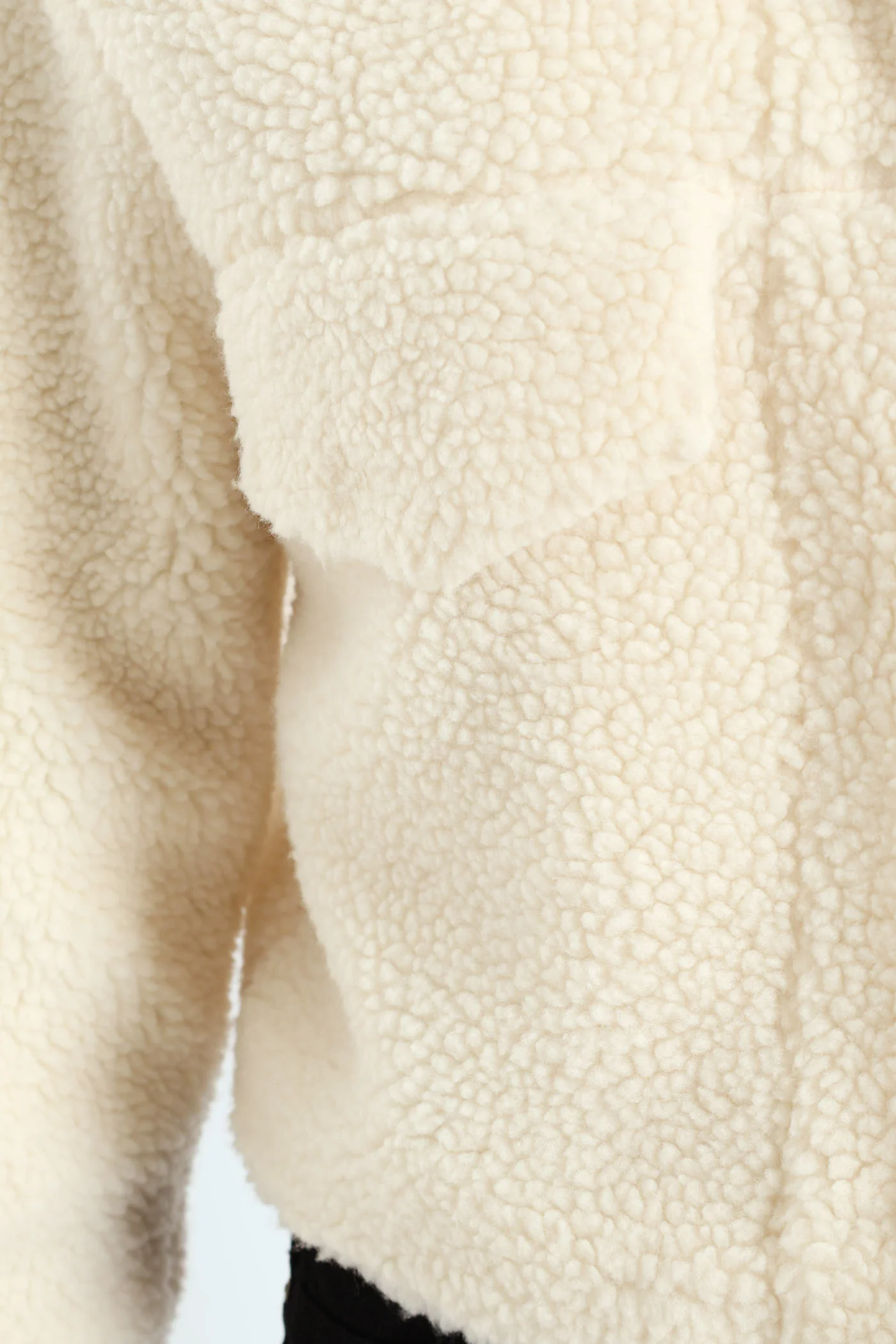 Cropped Sherpa Shacket - Cream - Image 6