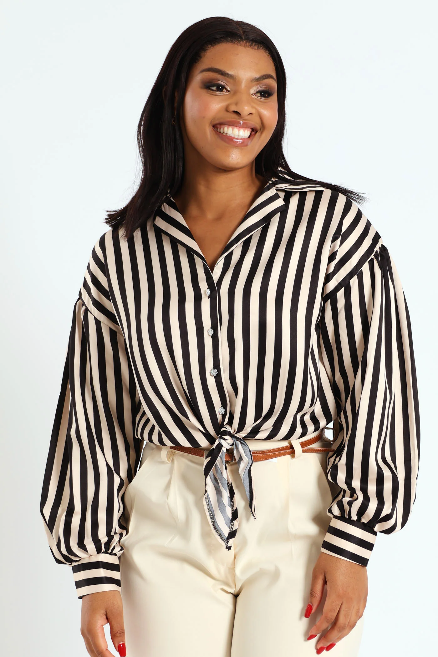 Cropped Tie Front Detail Shirt - Black/Cream