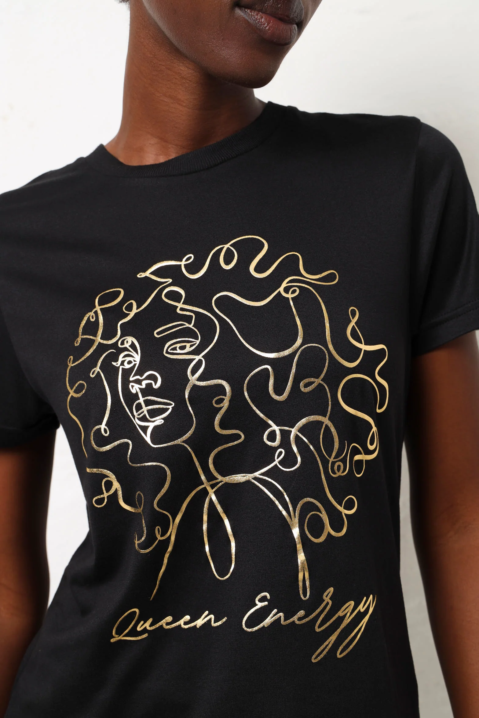 Curly Lady Screen Tee - Black - Image 5