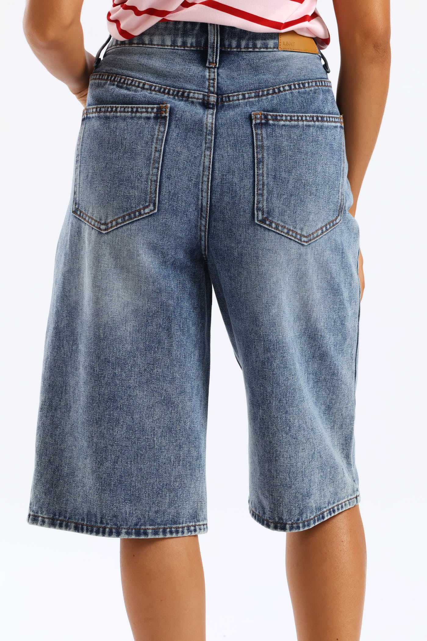 Dark Wash Jort - Dark Stonewash - Image 4