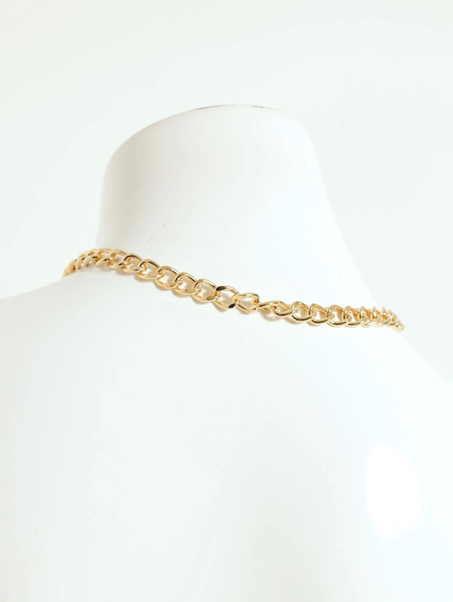 Diamante Clasp Chunky Necklace - Image 2