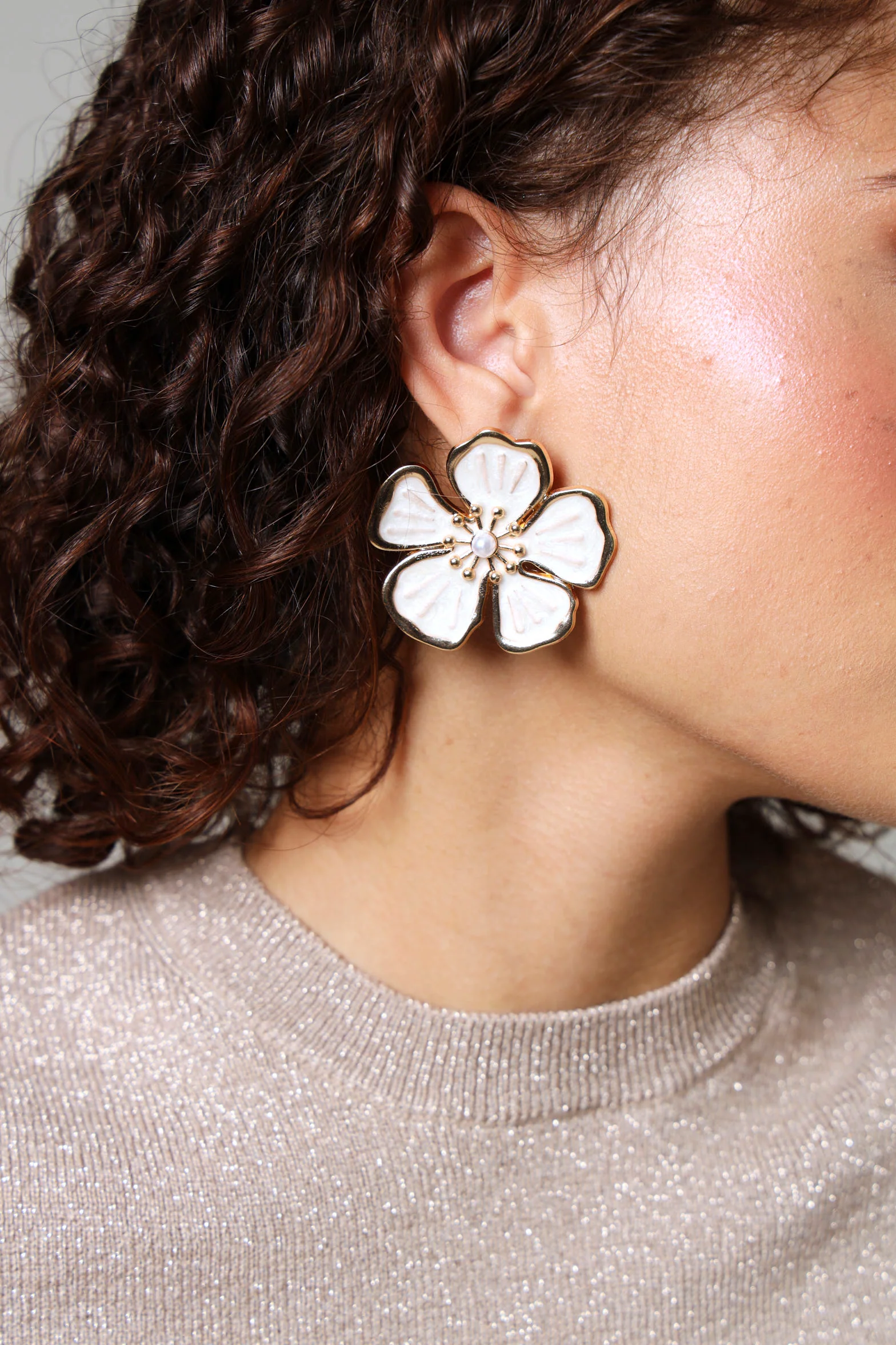 Diamante Flower Earrings - Cream
