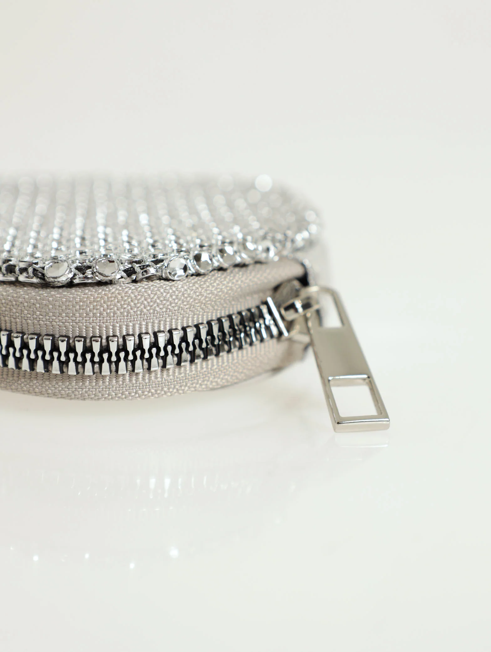Diamante Heart Purse - Image 3