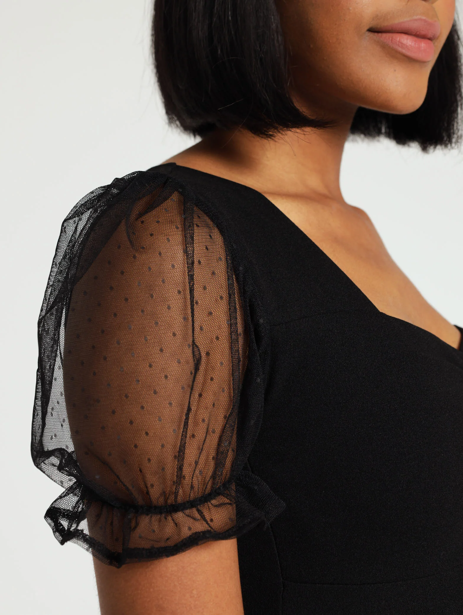 Dobby Mesh Short Sleeve Bodycon Dress - Image 4
