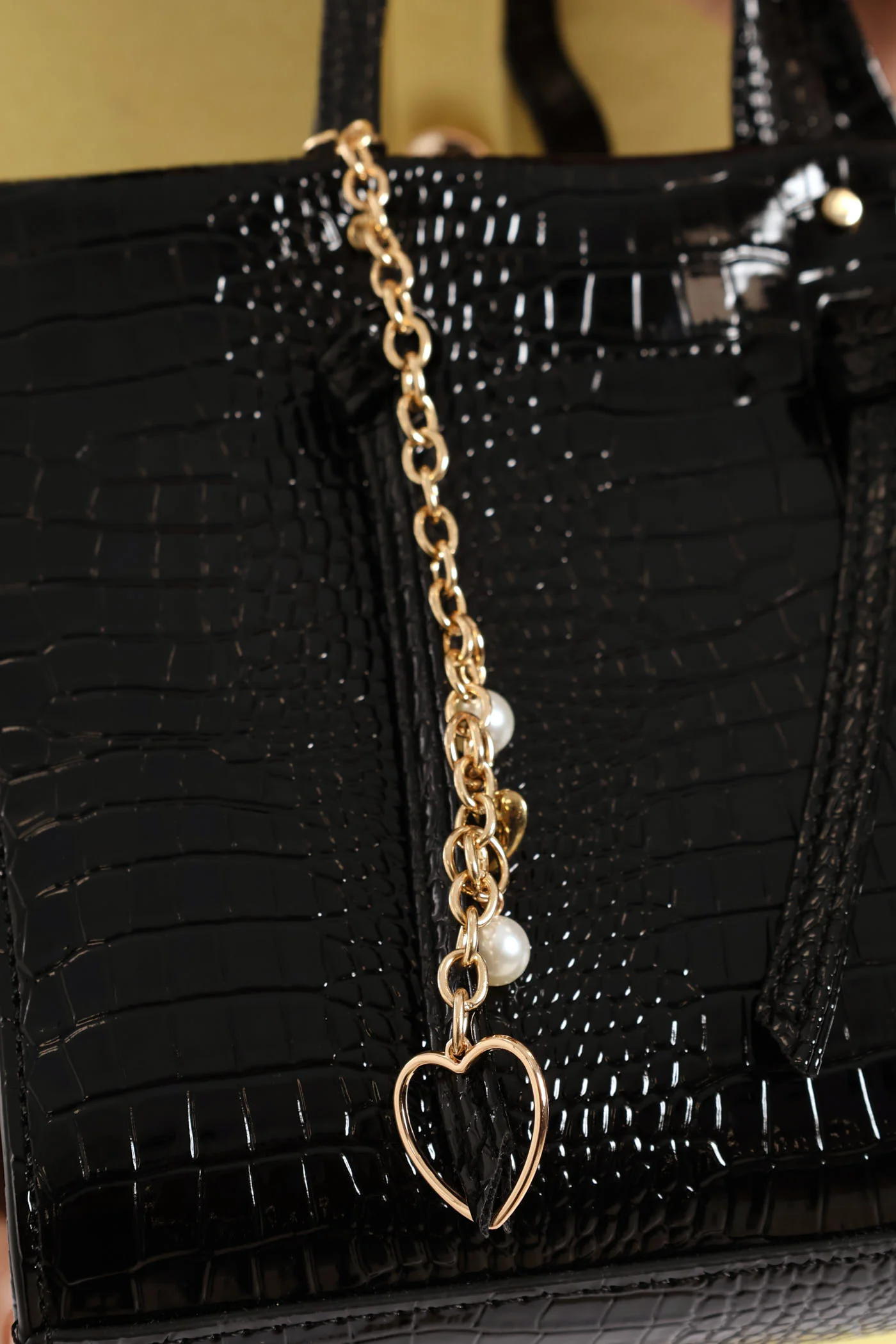 Double Front Knot Tote Bag With Heart Charm - Blackmail - Image 5