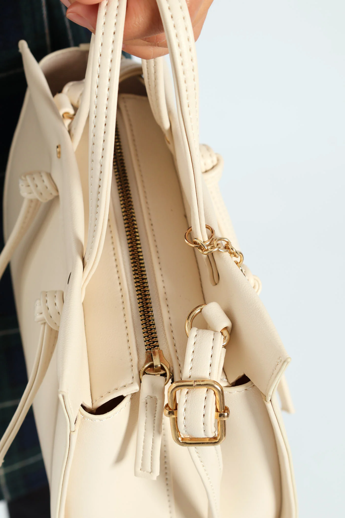 Double Front Knot Tote Bag With Heart Charm - Cream - Image 6