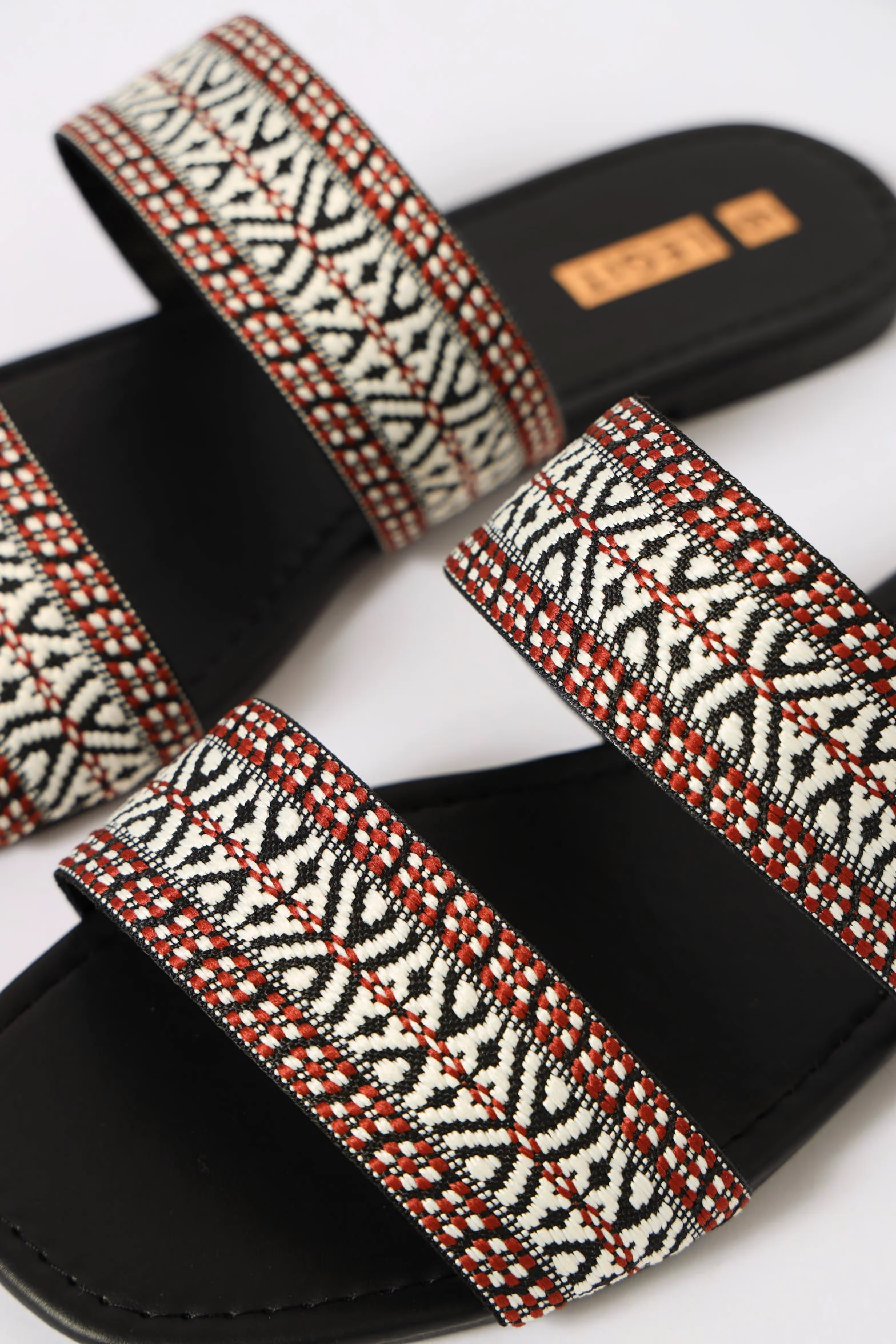 Double Strap Graphic Printed Sandal - Multi - Image 2