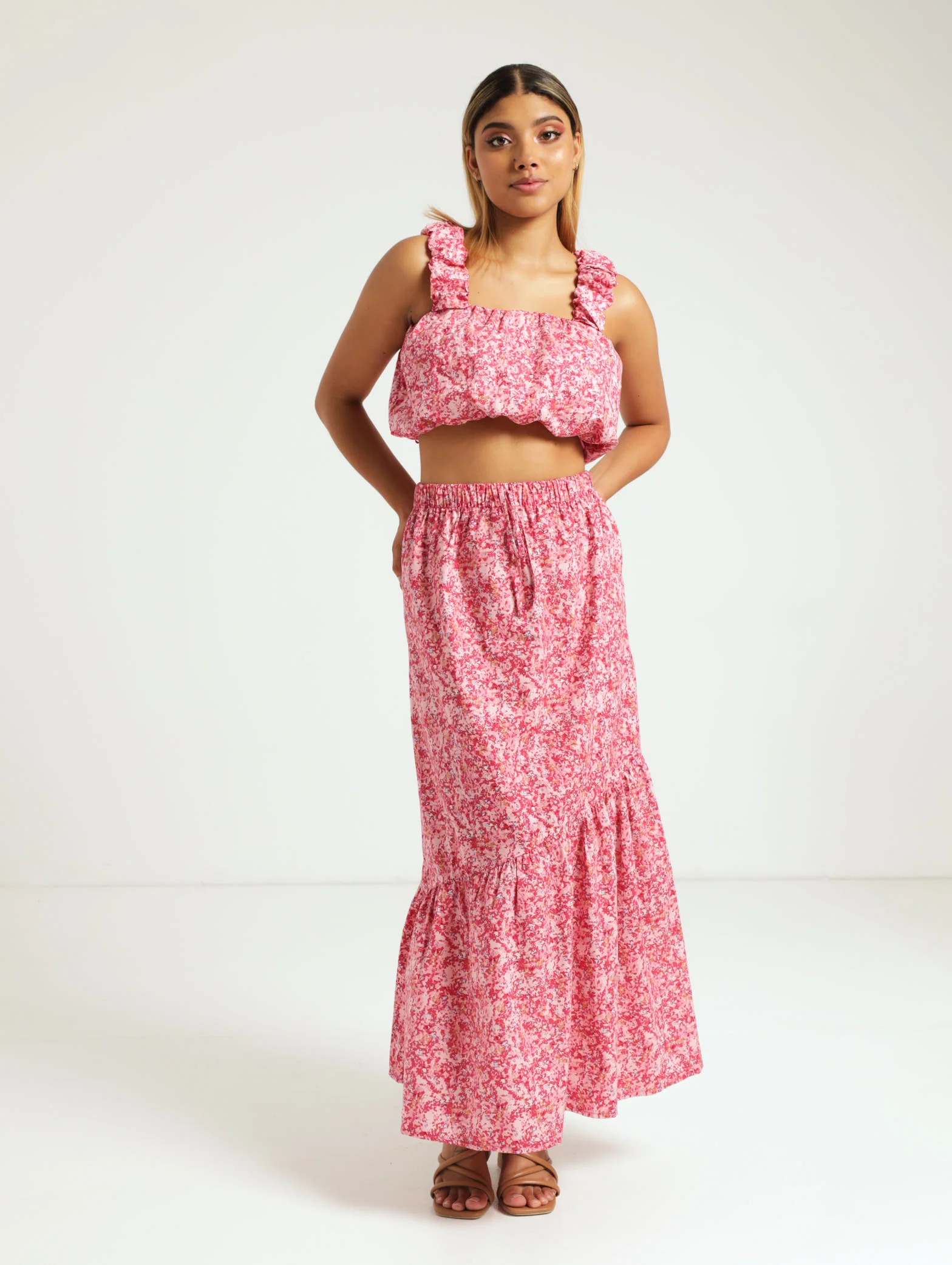 Elastic Detail Crop Top - Image 4