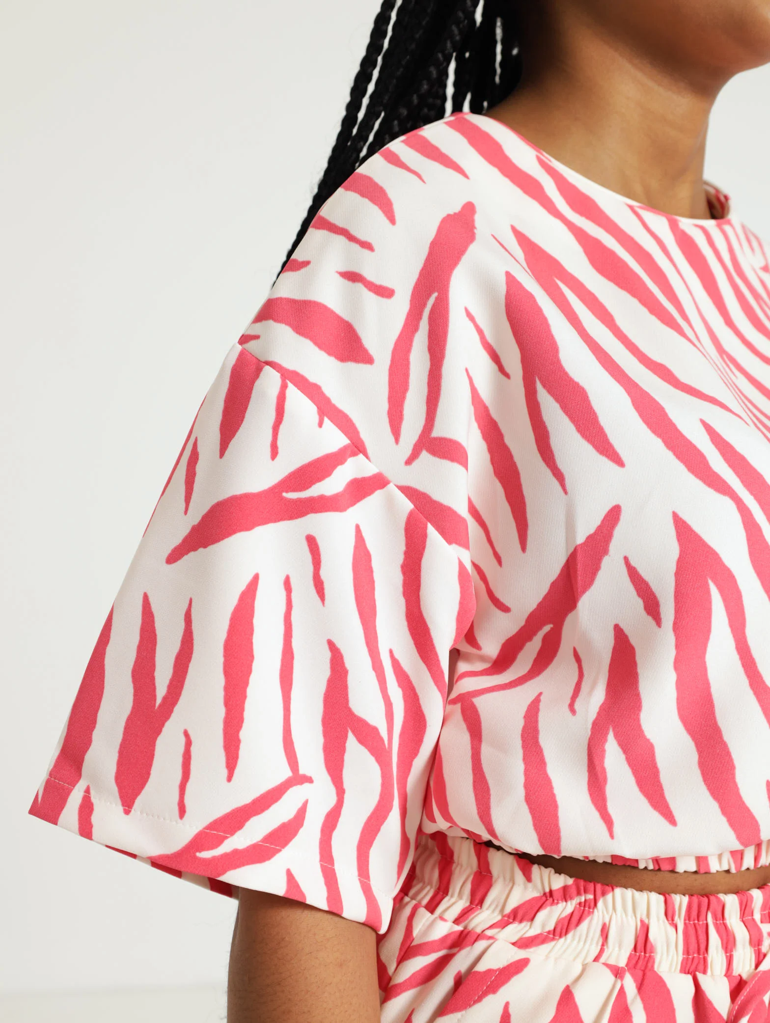 Elastic Waist Zebra Tee - Image 5