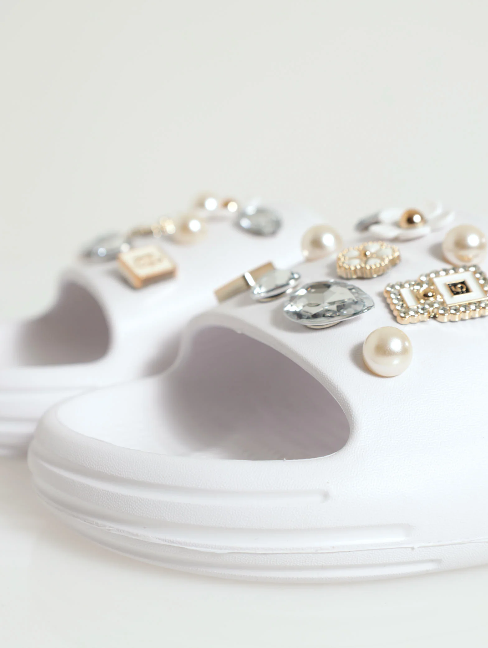 Embellished Eva Slide - Image 4