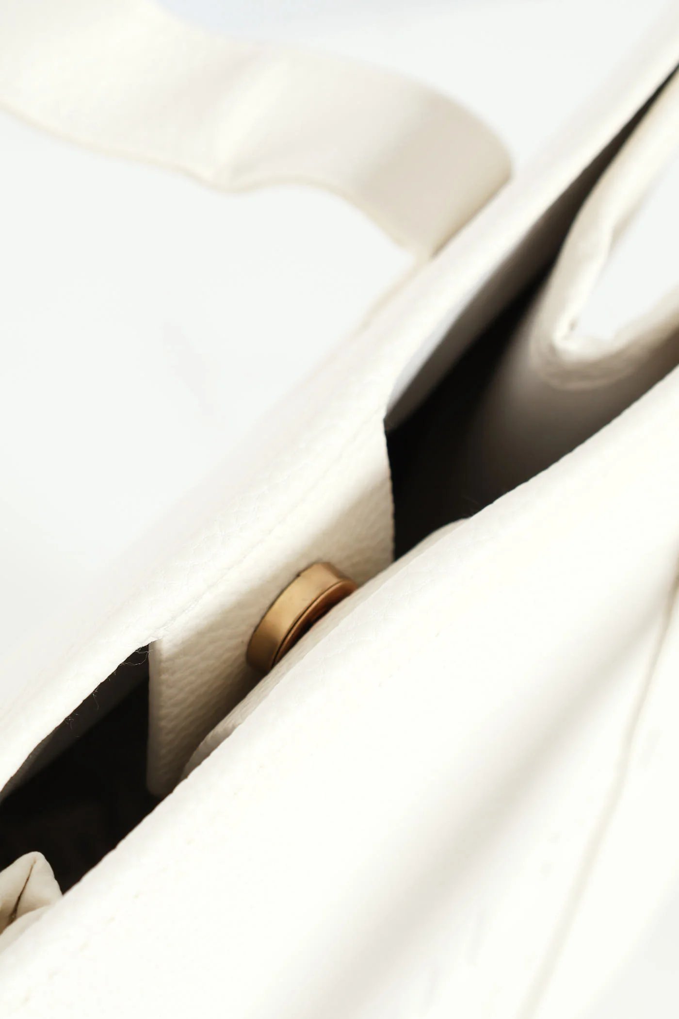 Embossed Everyday Tote Bag With Canvas Strap - Off White - Image 3