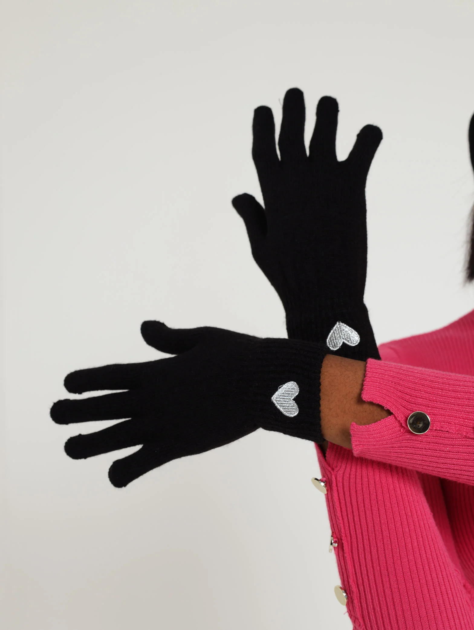 Embroidered Heart Woolen Gloves