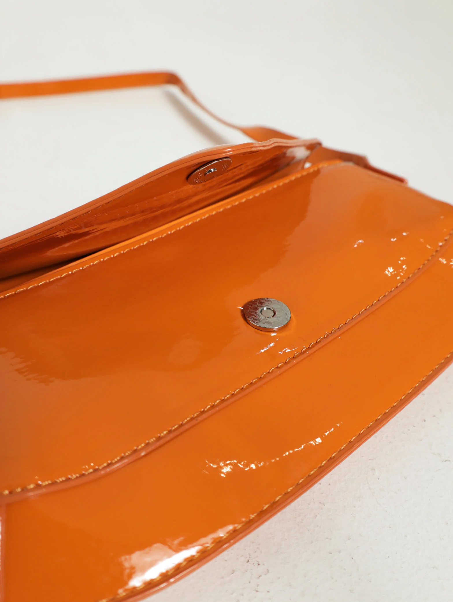 Envelope Flap Over Shoulder Bag - Image 4
