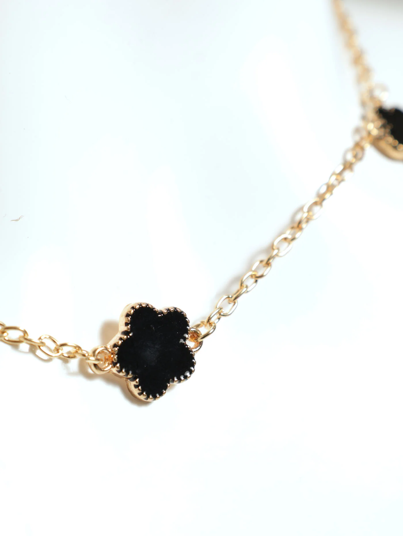 Epoxy Flower Statement Necklace With Matching Bracelet - Gold - Image 2