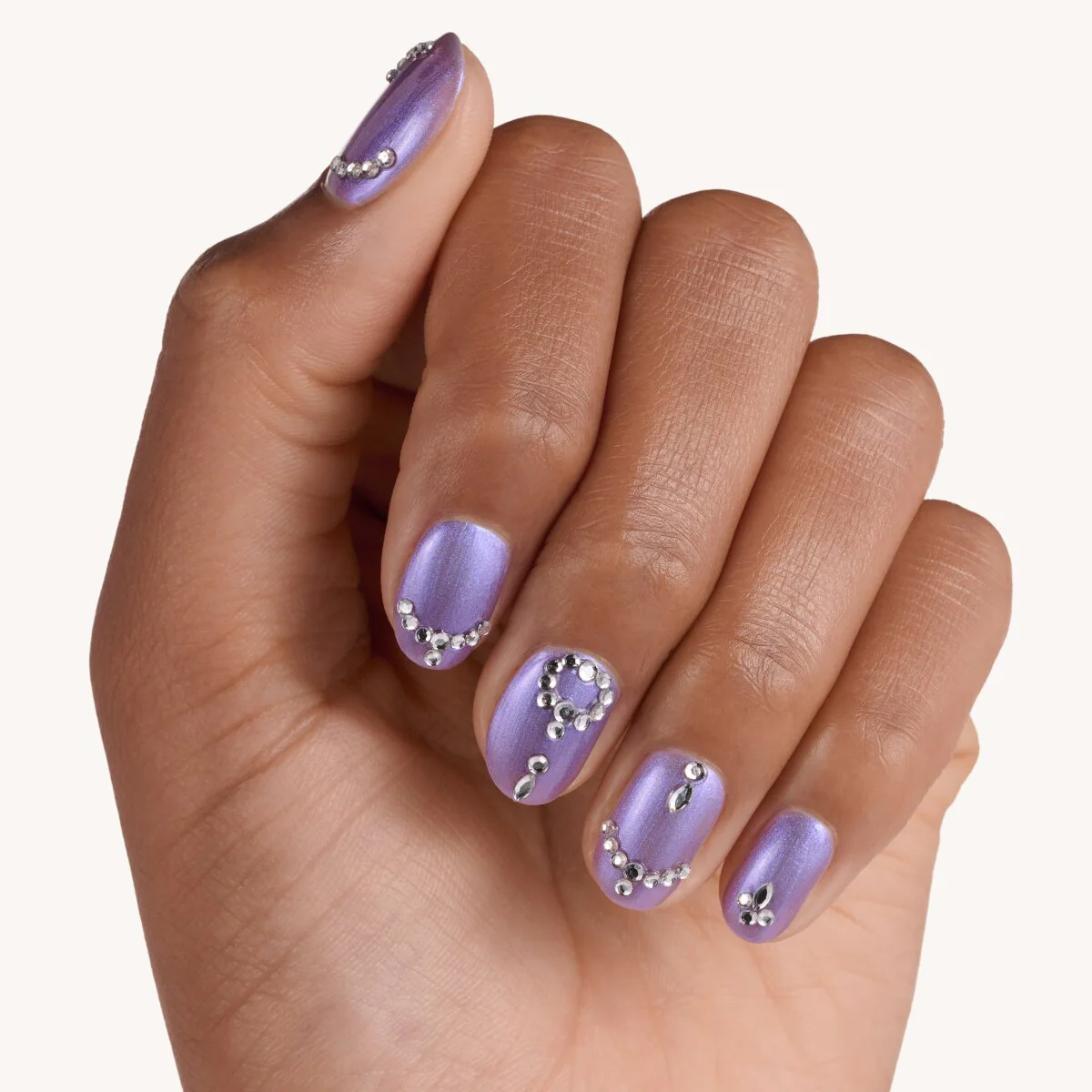 Essence 3D Nail Jewels - Image 6