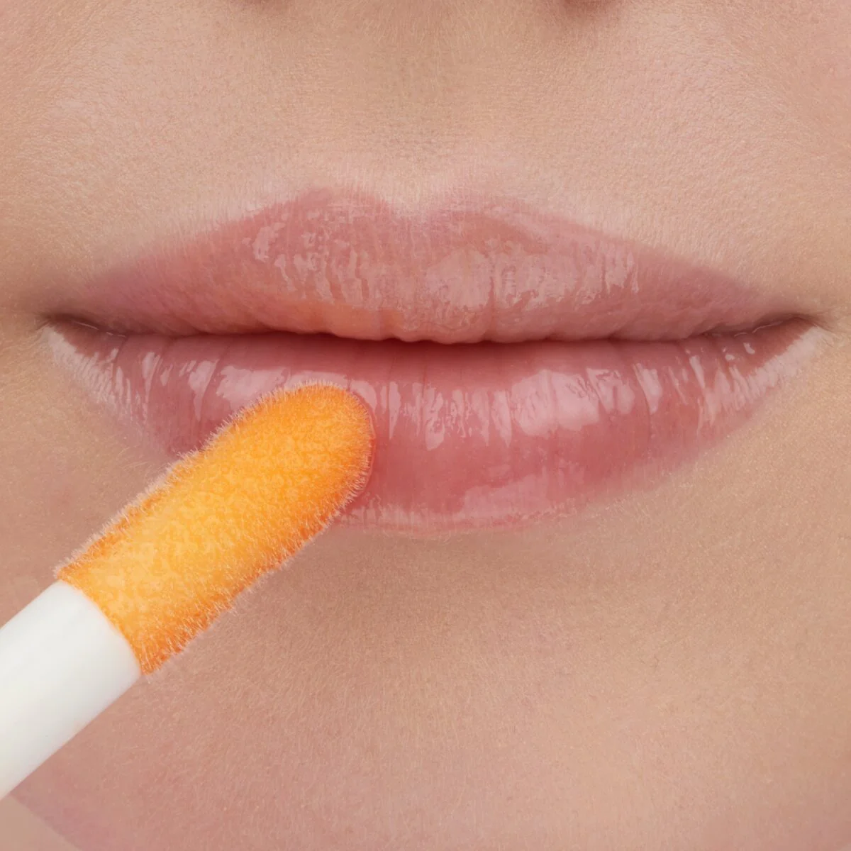 Hydra Kiss Lip Oil - Image 7