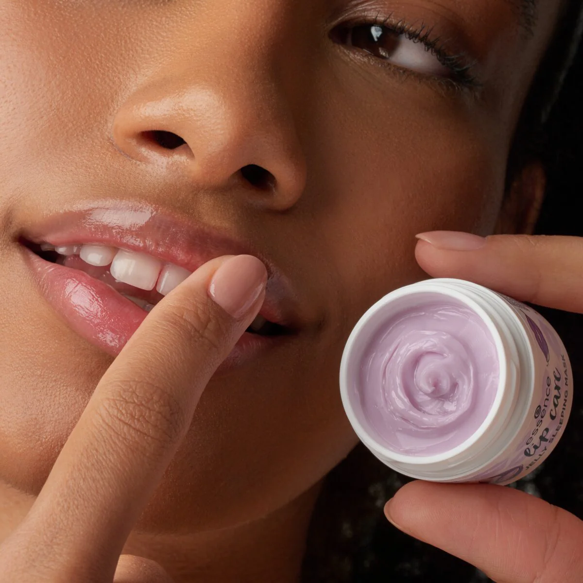 Essence Lip Care Jelly Sleeping Mask - Image 5