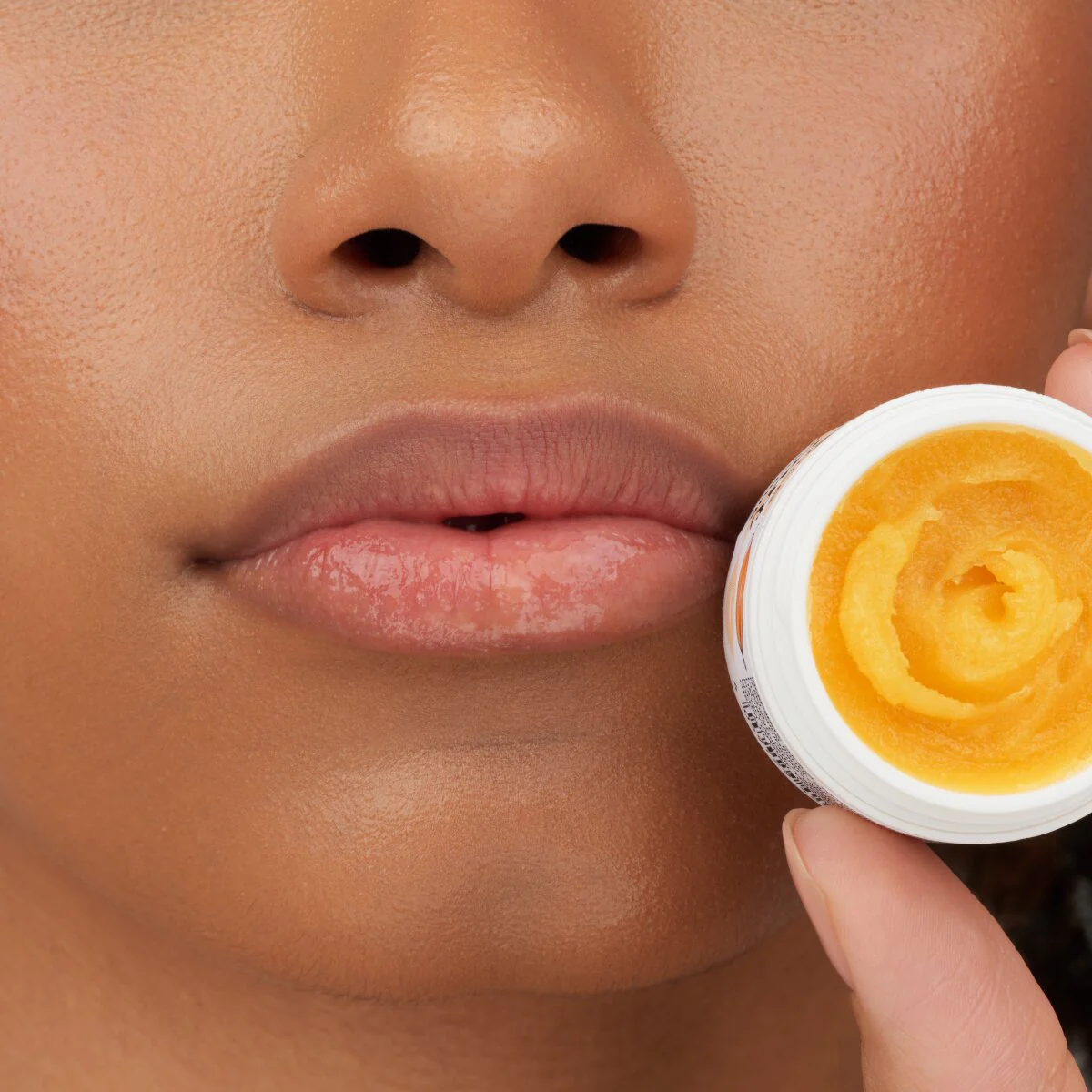 Essence Lip Care Sugar Scrub - Image 4