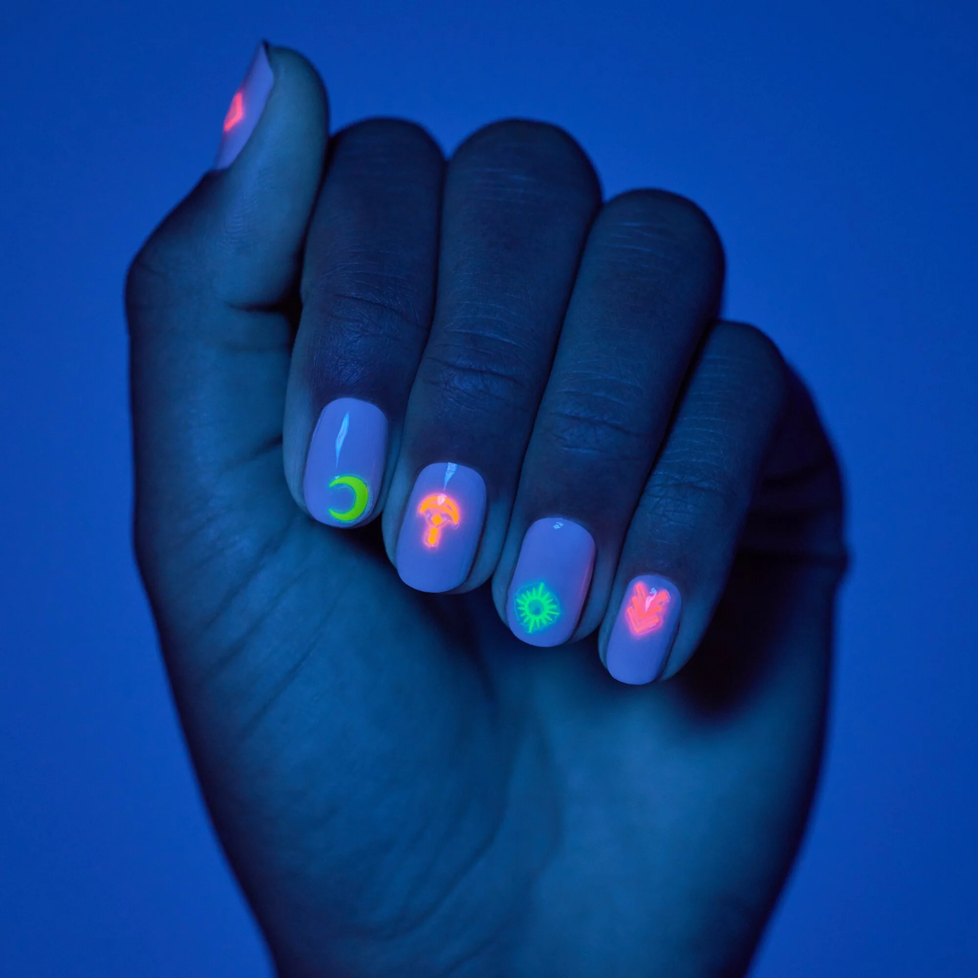 essence NEON VIBES NAIL ART STICKER - Image 2