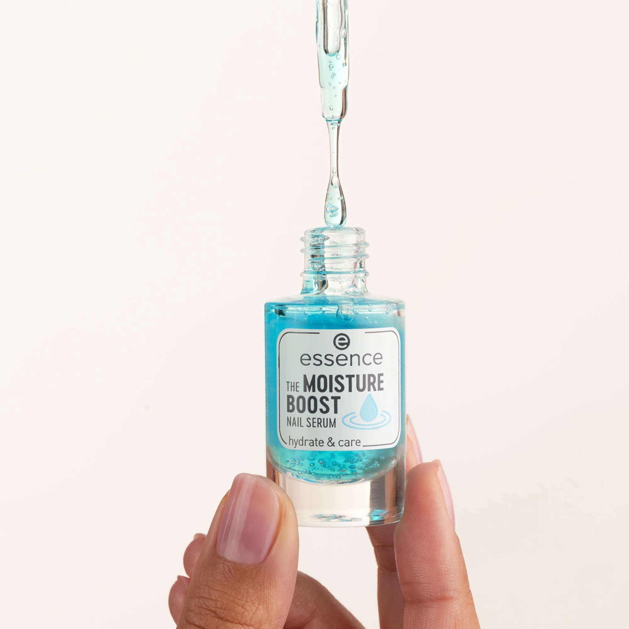 essence THE MOISTURE BOOST NAIL SERUM - Image 3