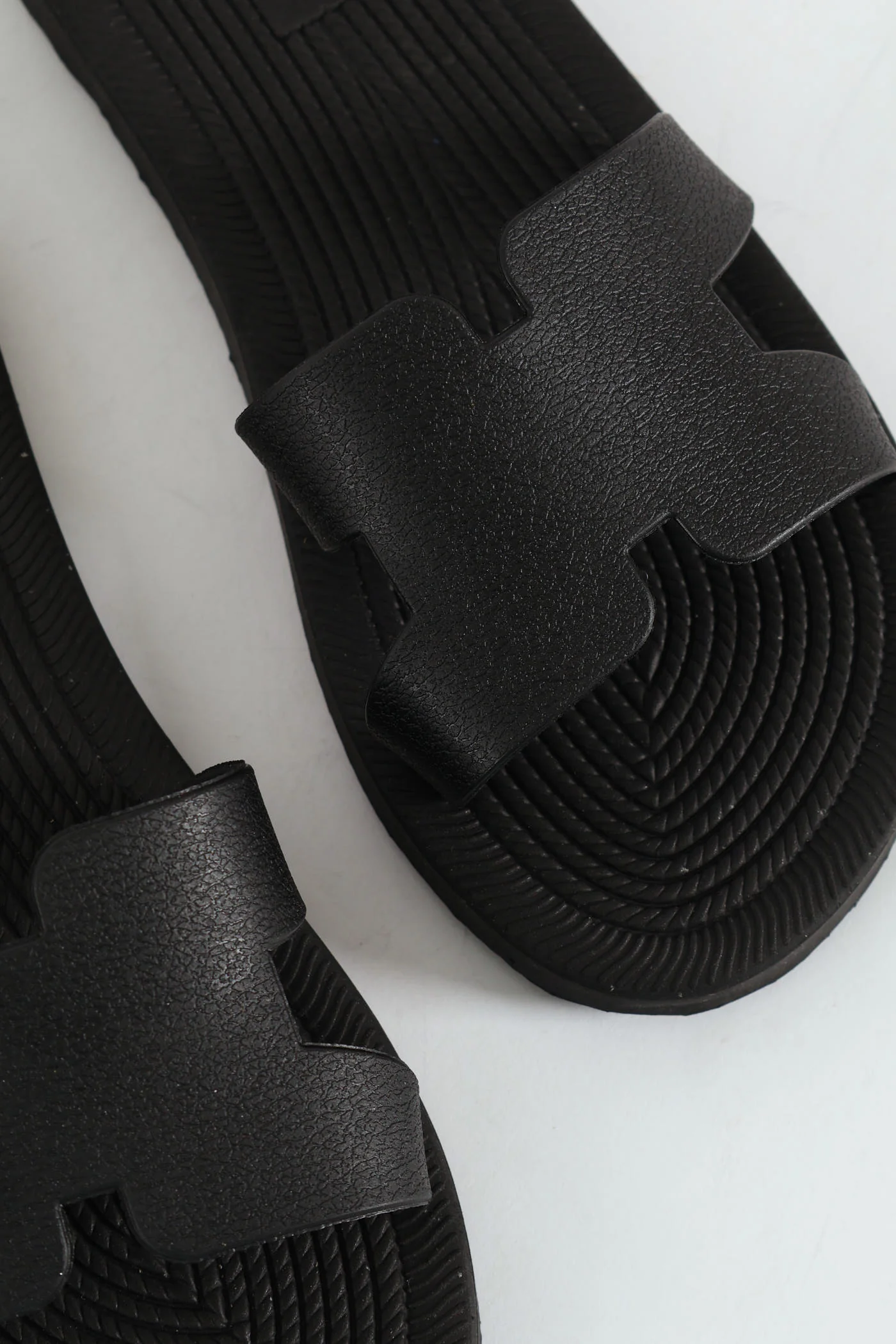 Eva H-Rope Sandal - Black - Image 2