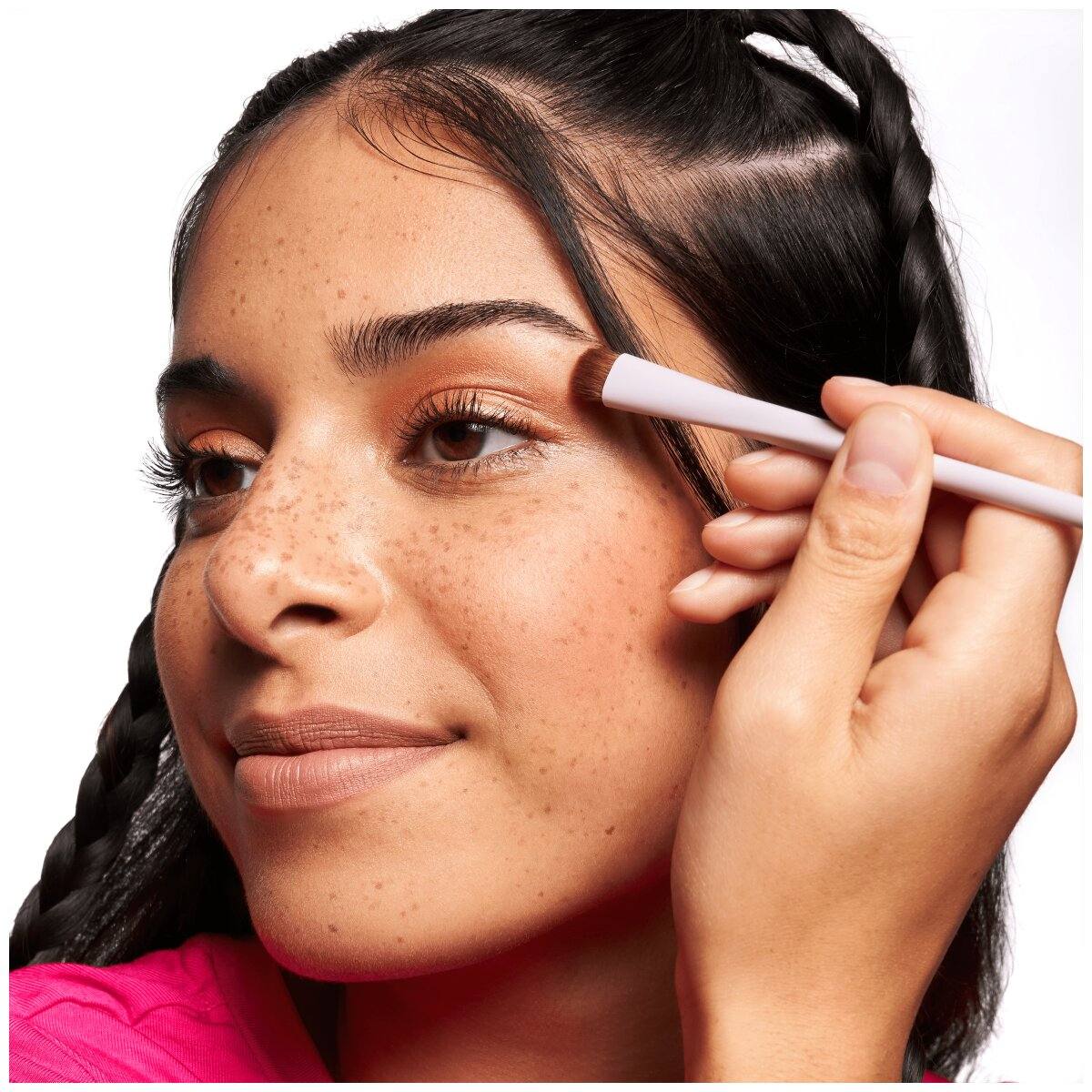 Eyeshadow Brush - Image 3