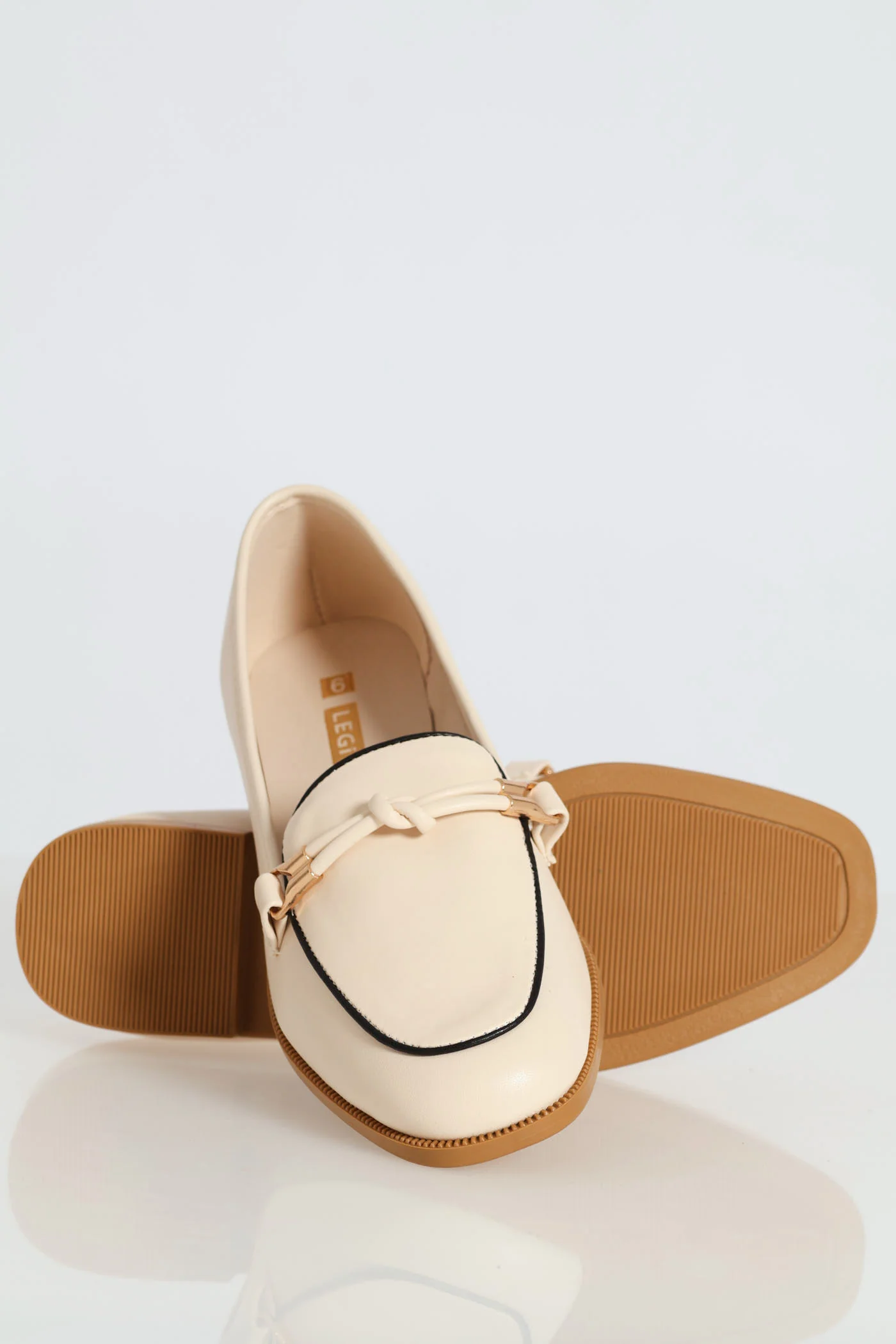 Fabric Knot Binding Loafer - Cream - Image 2