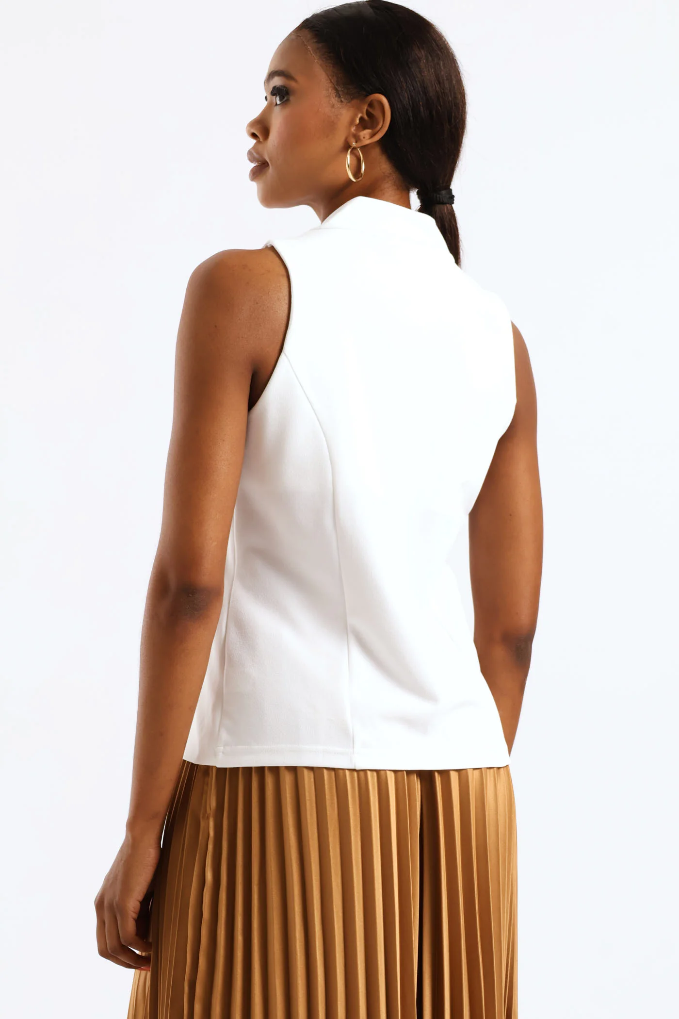 Fancy Button Sleeveless Waistcoat - White - Image 4