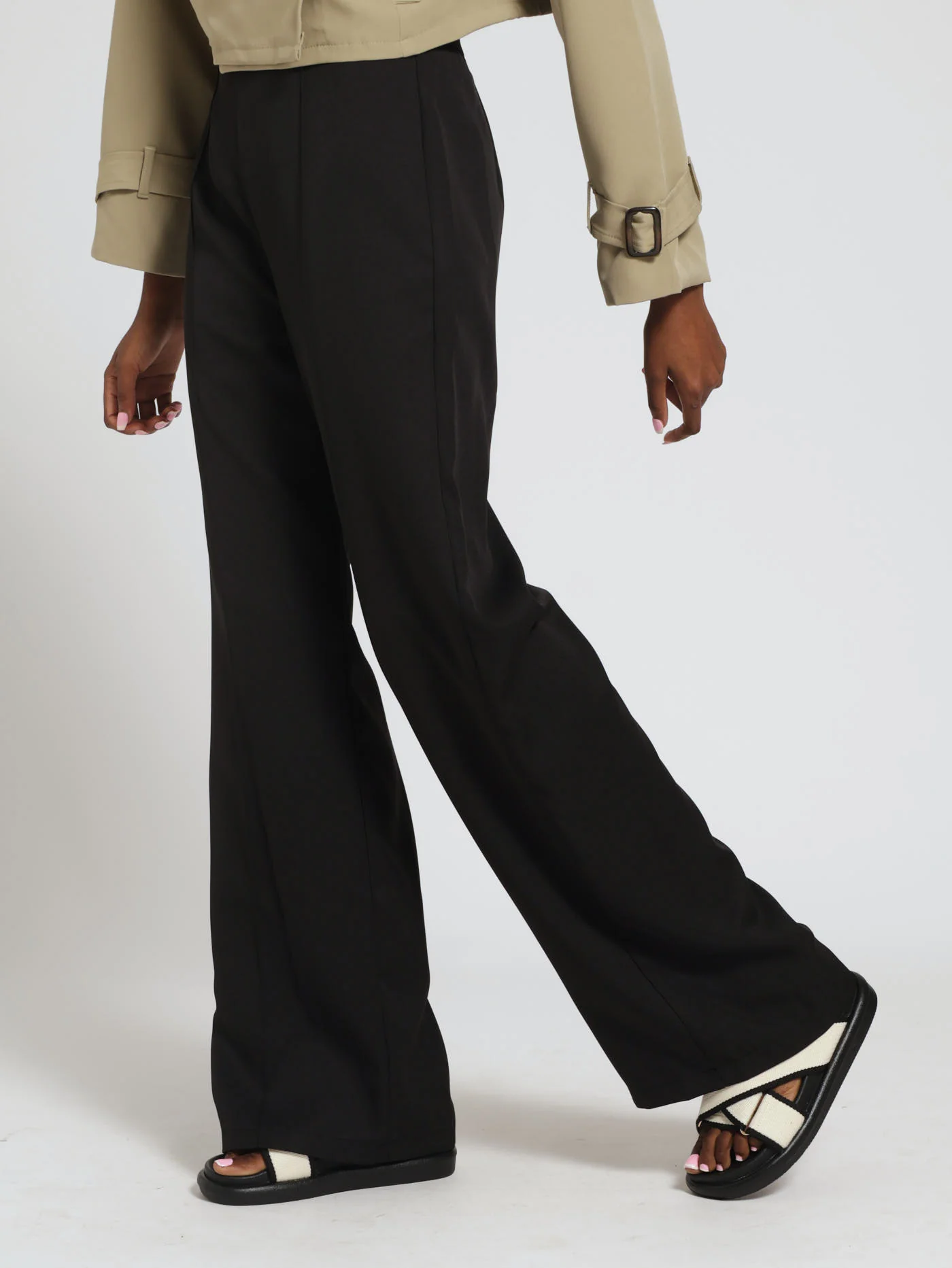 Fit & Flare Pleat Detail Pants - Black - Image 2