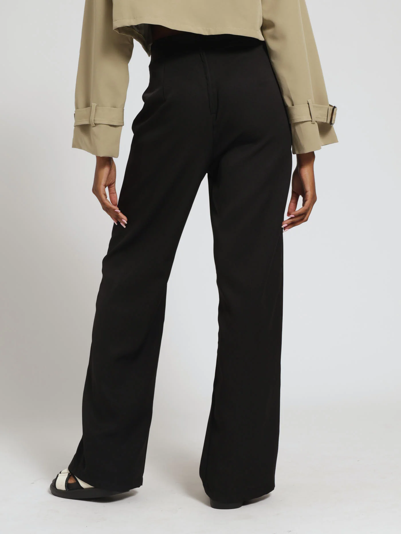 Fit & Flare Pleat Detail Pants - Black - Image 3