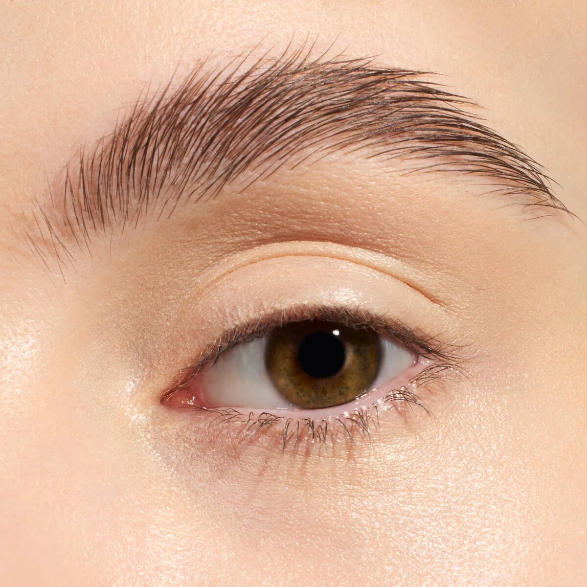 Fix It Like A Pro Transparent Brow  Fix Gel - Image 8