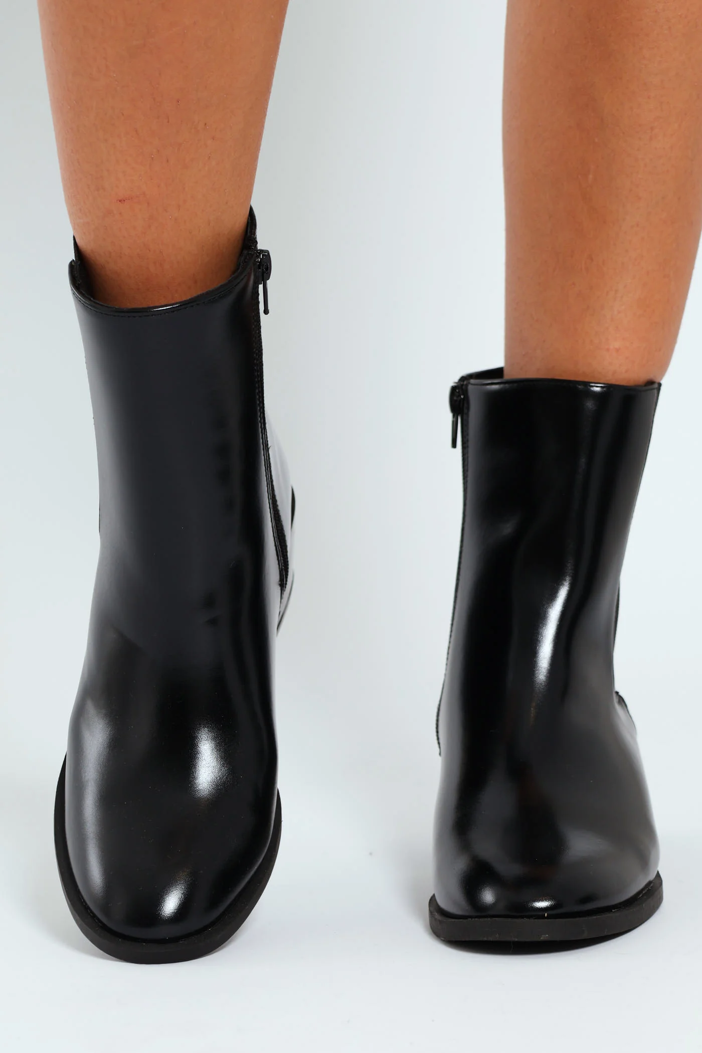 Flat Ankle Chelsea Boot - Black - Image 5