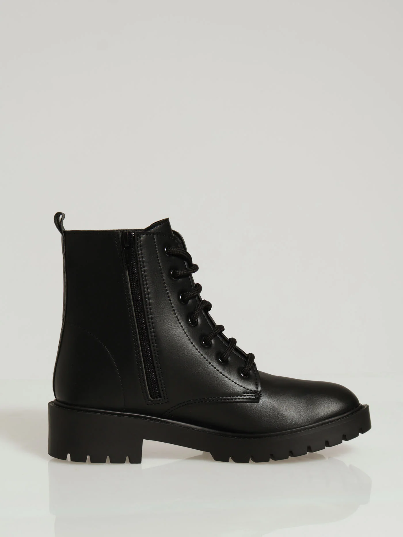 Flat Ankle Classic Lace Up Boot - Black
