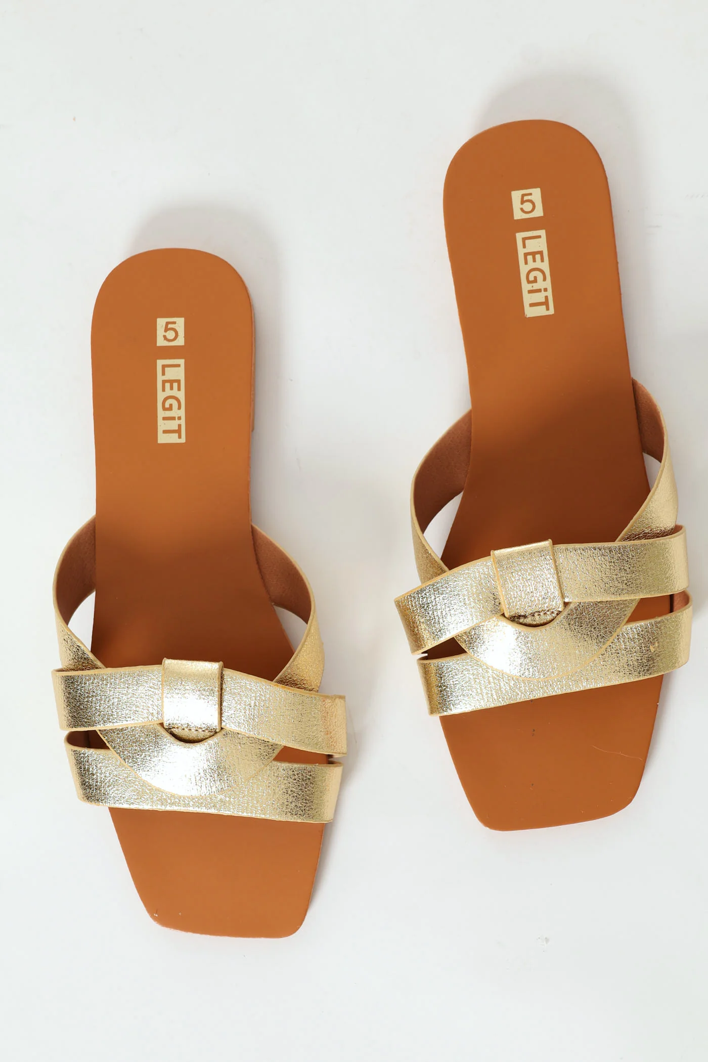 Flat Basic Metallic Entwinded Mule Sandal - Gold - Image 4