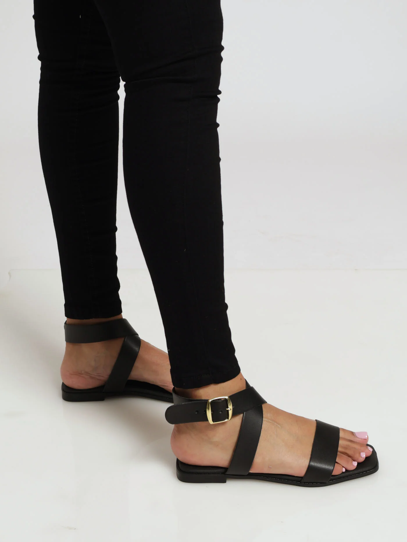 Flat Basic Mule Sandal With Ankle Strap - Black - Image 2