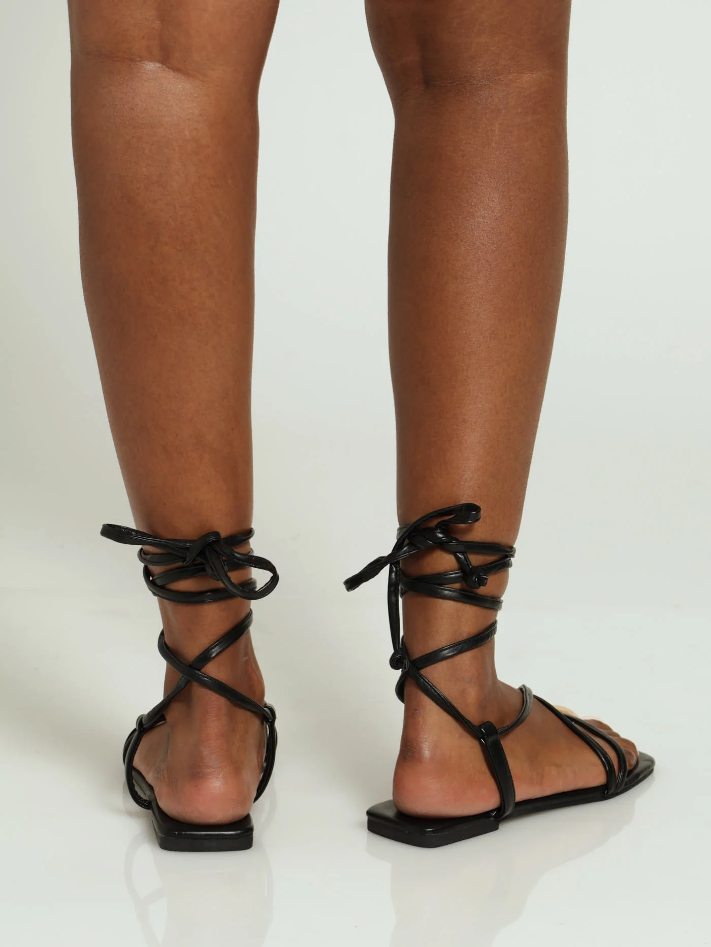 Flat Criss Cross Gold Toe Post Sandal With Ankle Tie - Black - Image 3