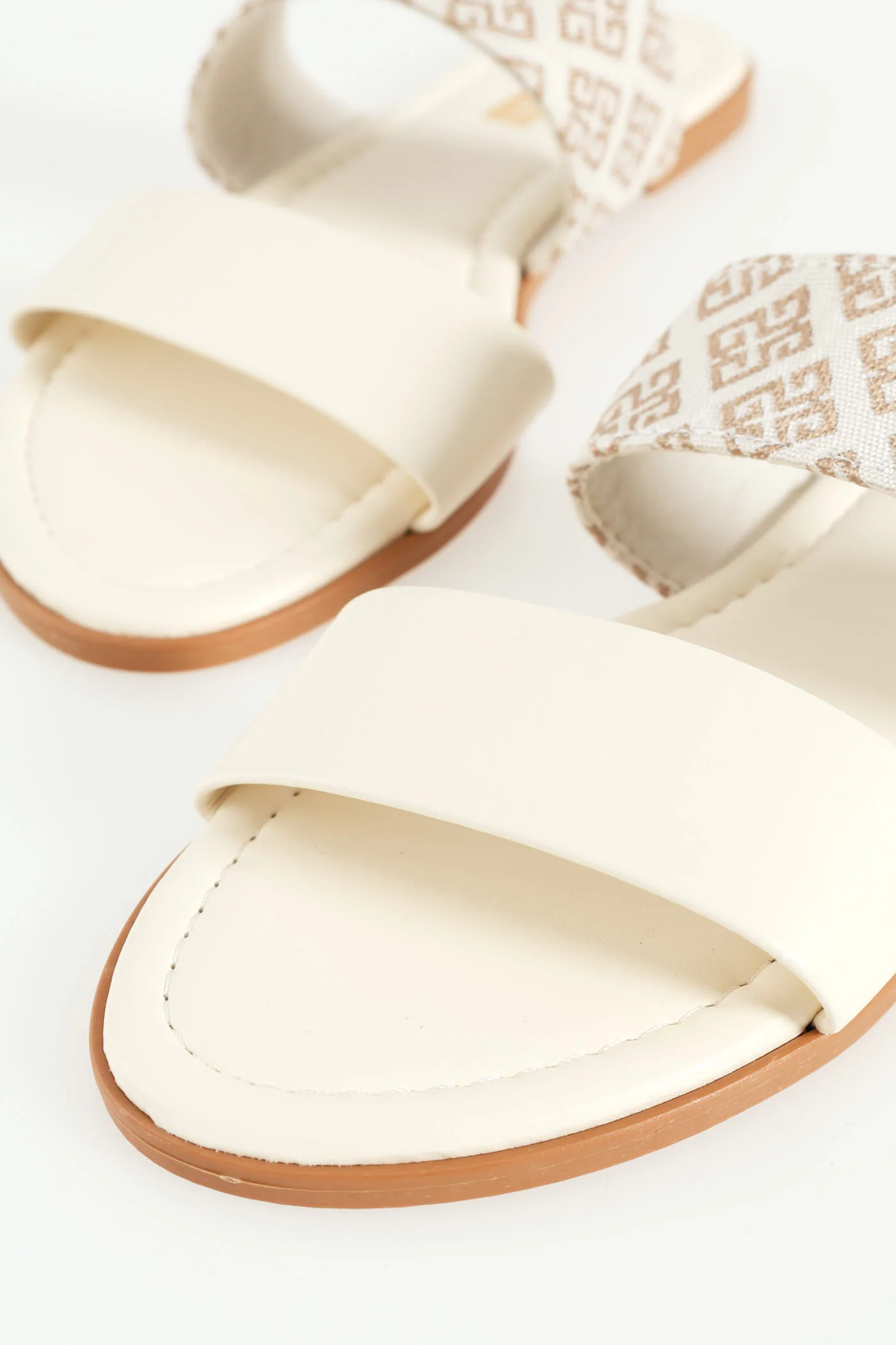 Flat Double Strap Printed Mule With Embellishments - White - Image 2
